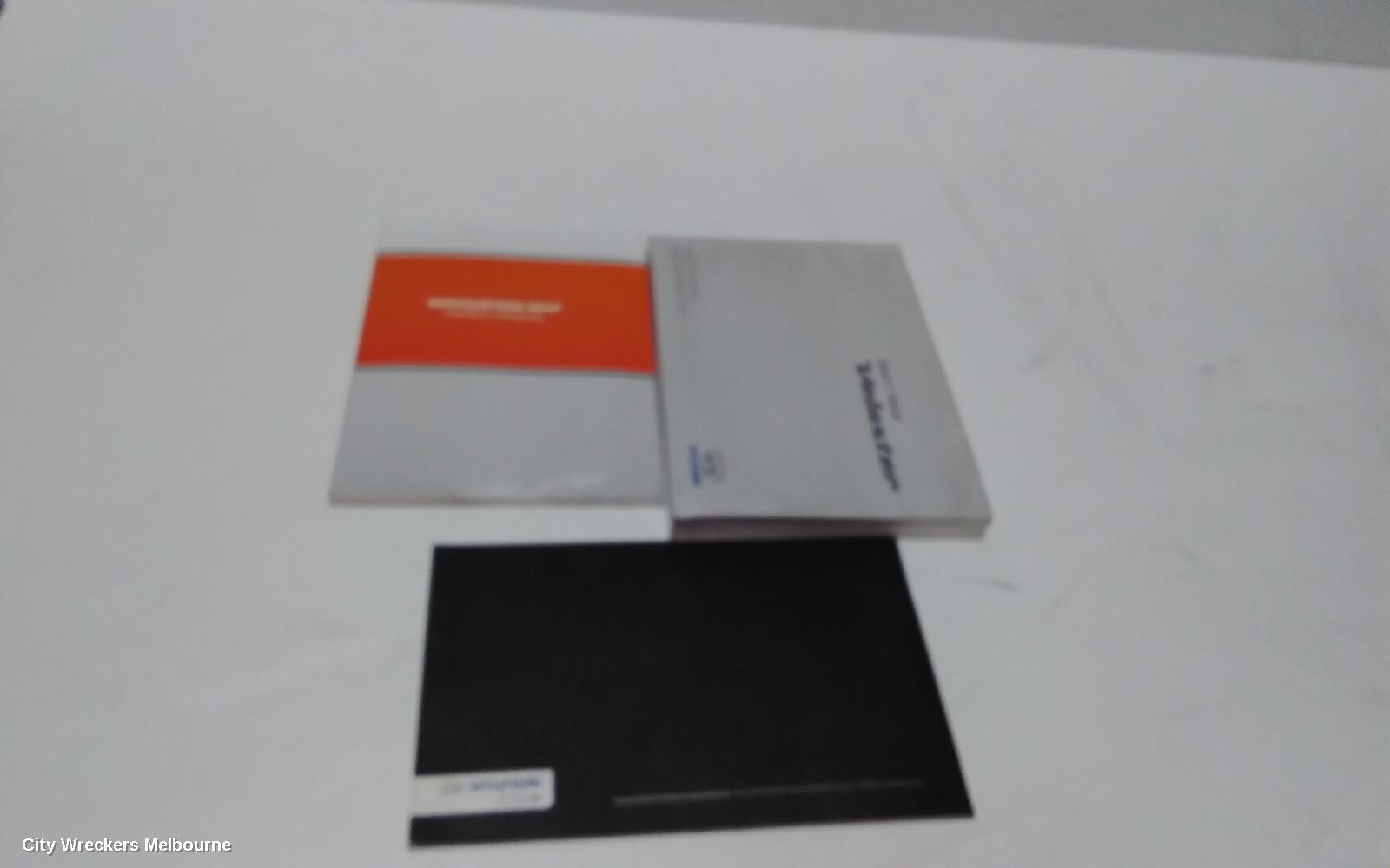 HYUNDAI VELOSTER 2020 Owners Handbook