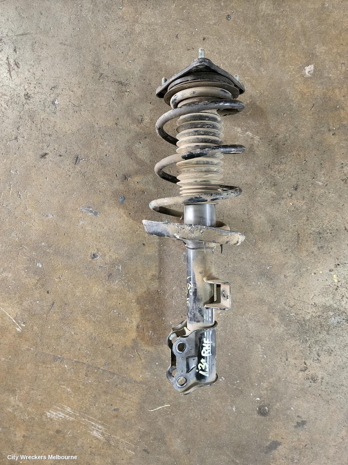 HYUNDAI I30 2010 Right Front Strut