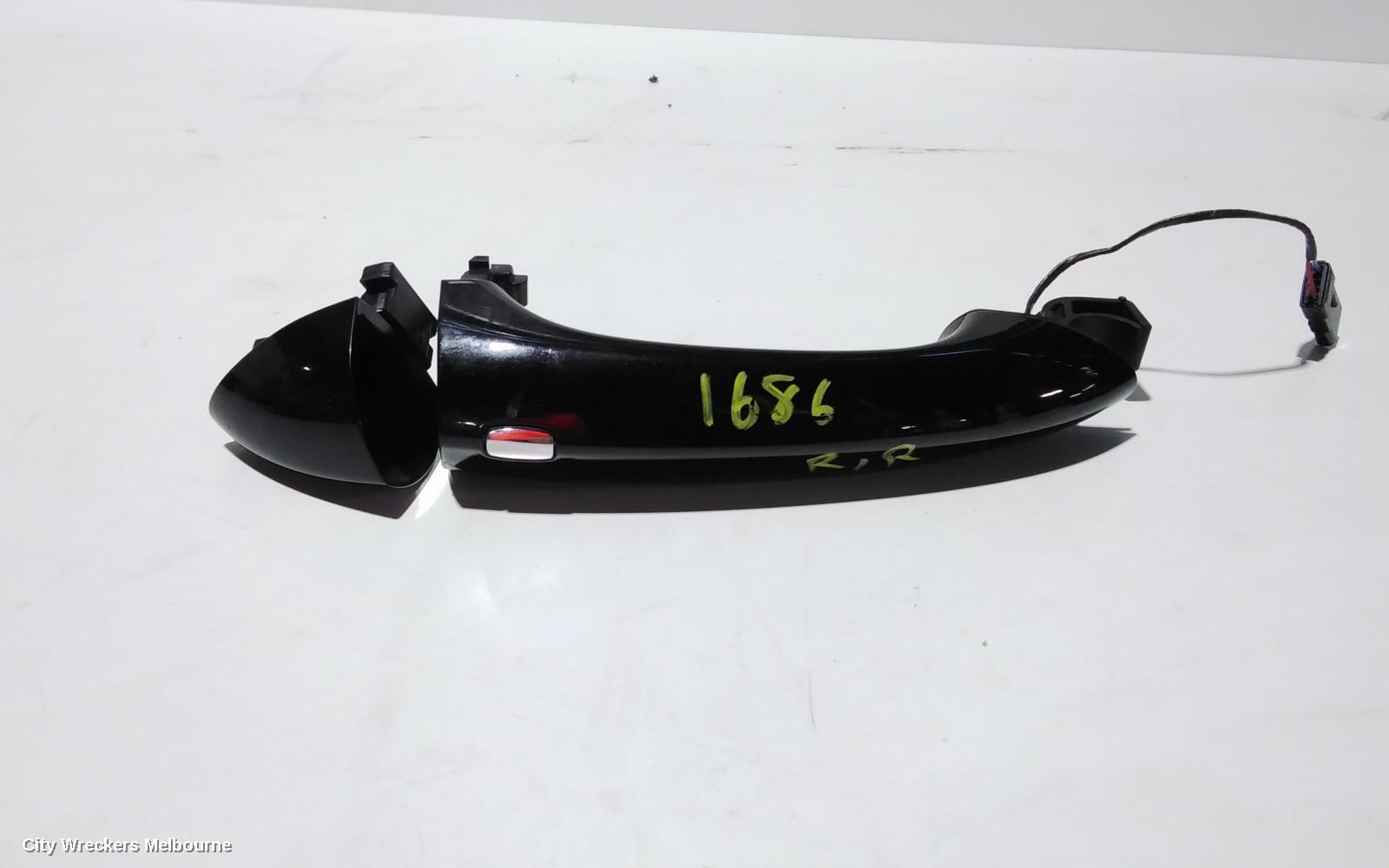 HOLDEN COMMODORE 2019 Door Handle