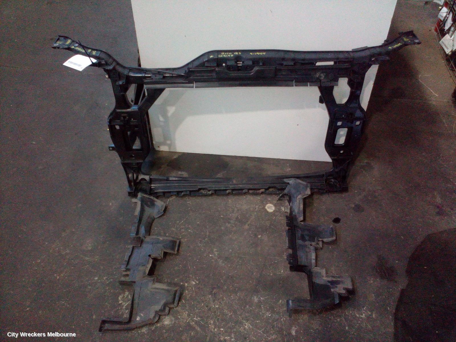 AUDI Q5 2010 Radiator Support