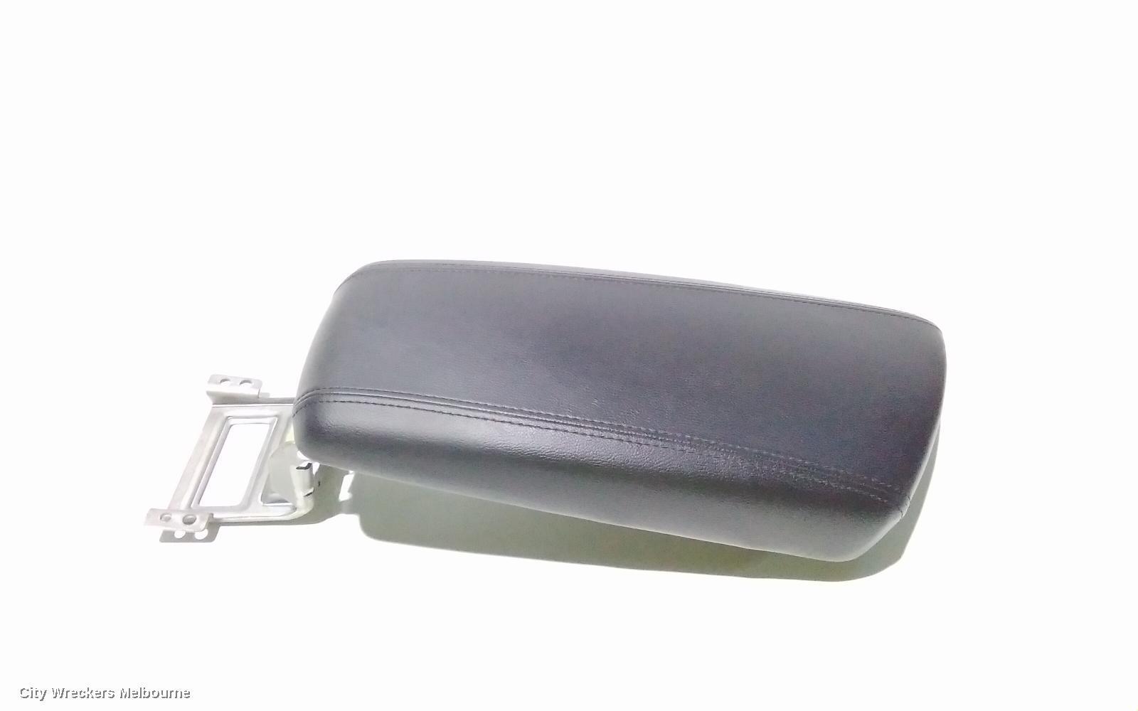 KIA OPTIMA 2013 Console