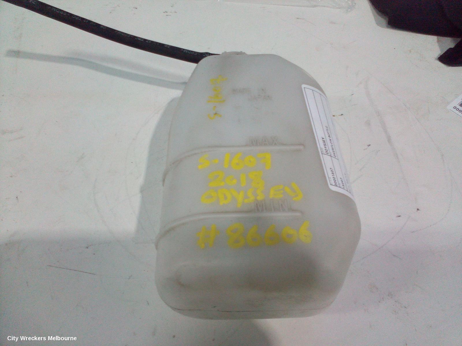 HONDA ODYSSEY 2018 Overflow Bottle