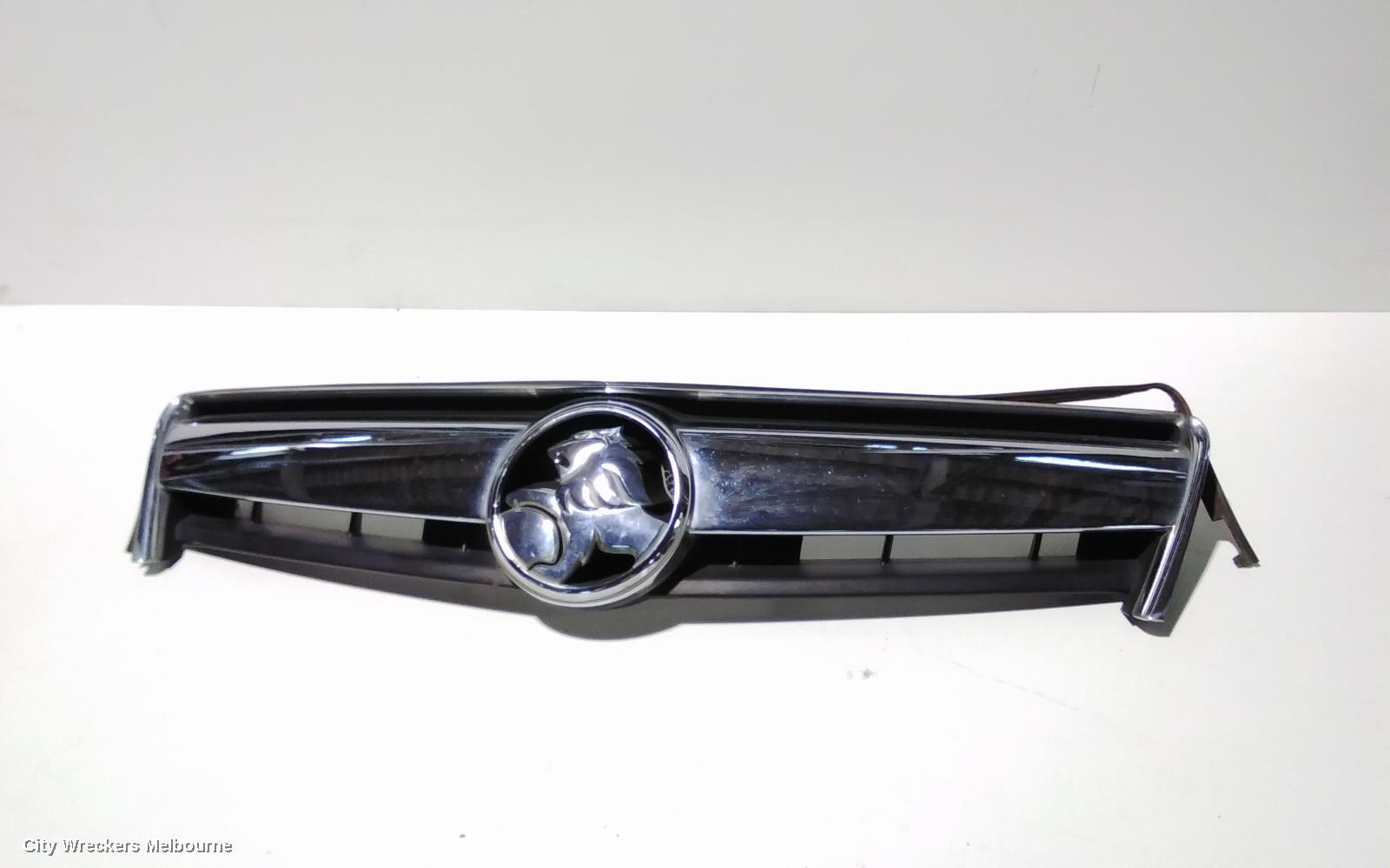 HOLDEN CAPTIVA 2007 Grille