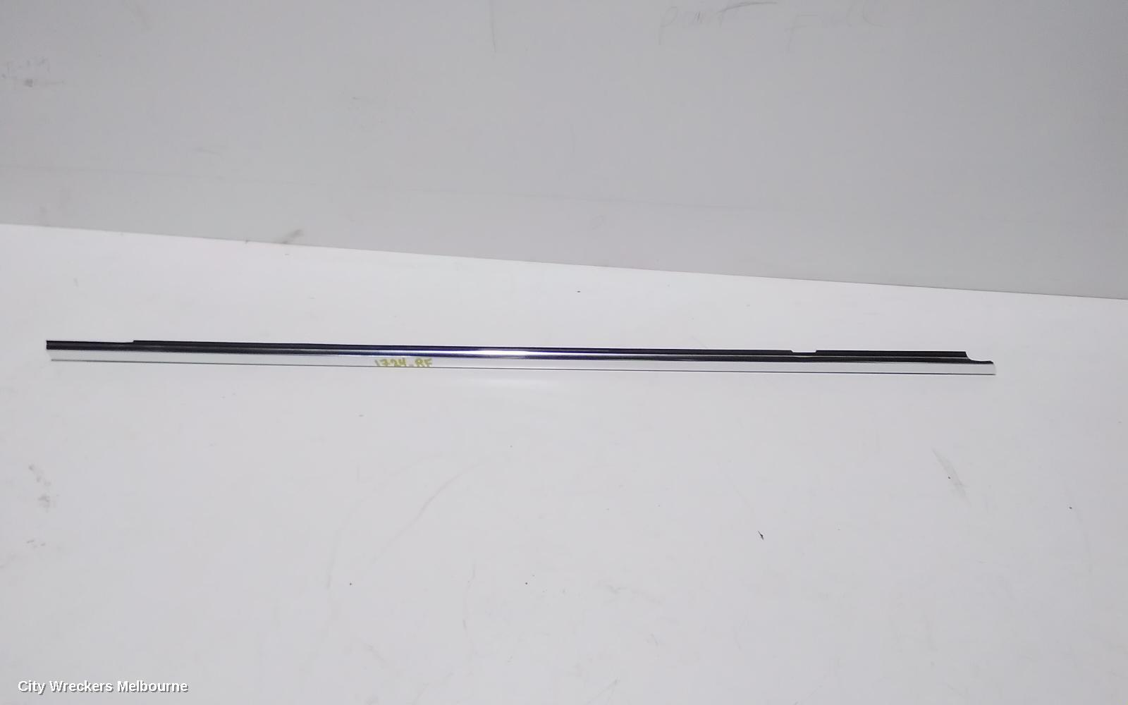 VOLKSWAGEN TIGUAN 2018 Body/Door Mould