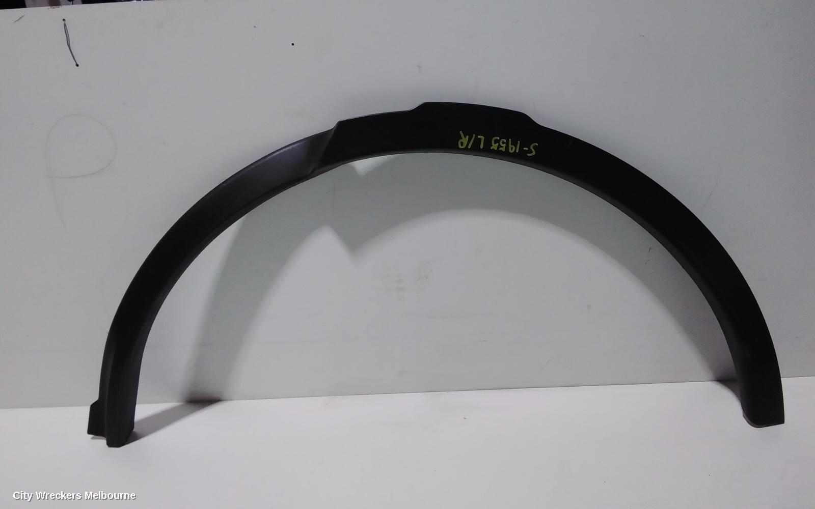 LAND ROVER DISCOVERY SPORT 2016 Wheel Arch Flare