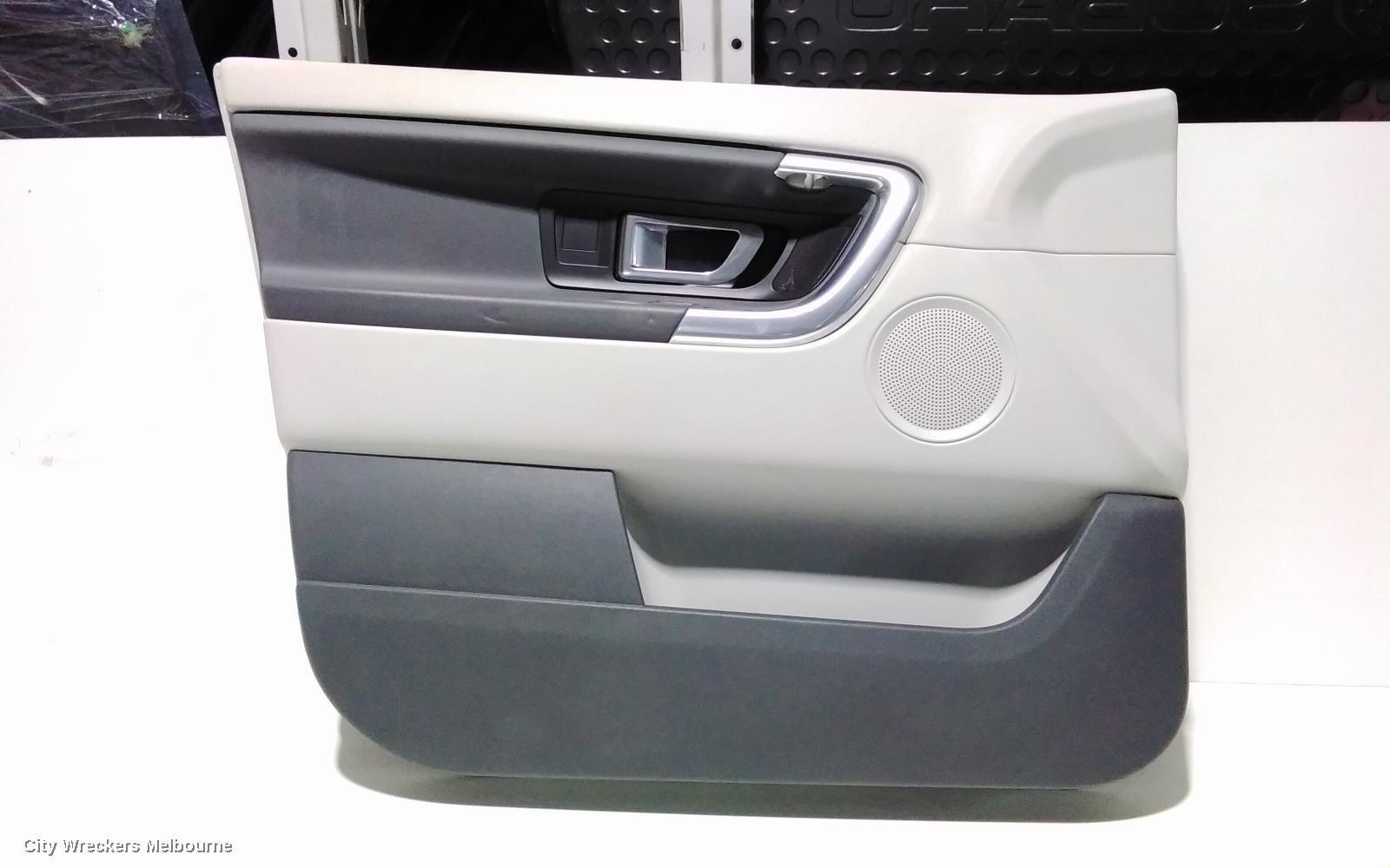 LAND ROVER DISCOVERY SPORT 2016 Door Trim
