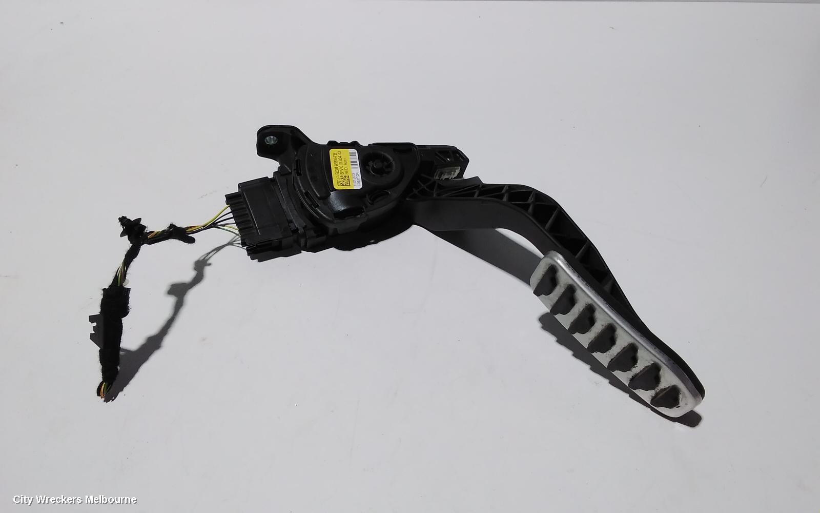 LAND ROVER RANGEROVER EVOQUE 2013 Pedal Assembly
