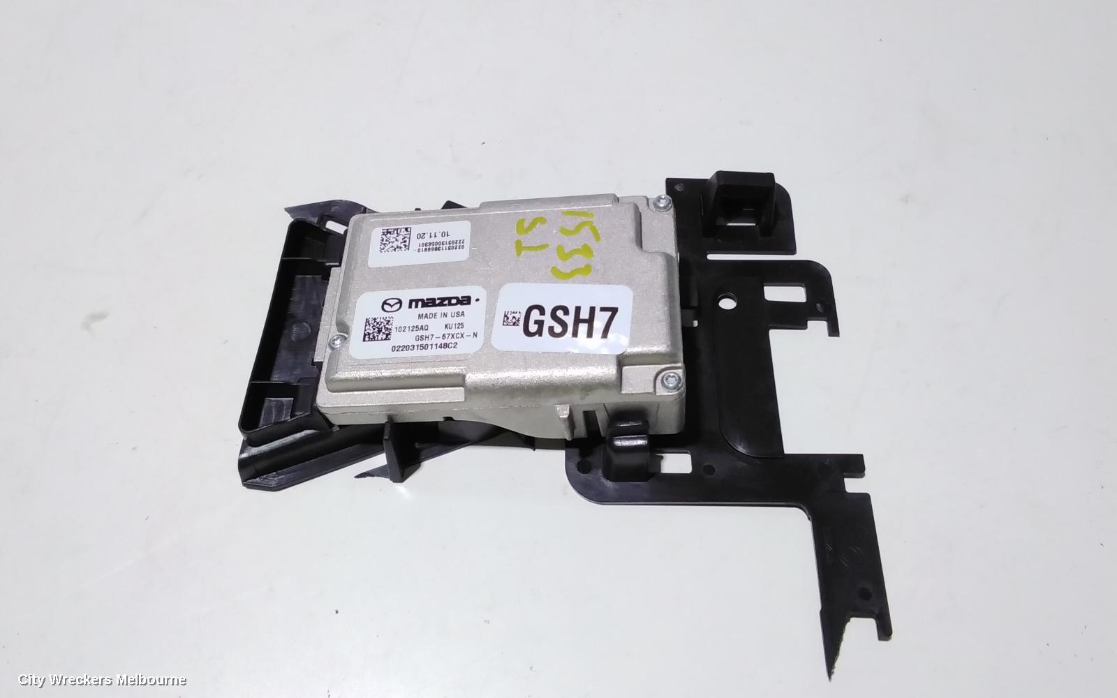MAZDA CX3 2020 REVERSE_CAMERA