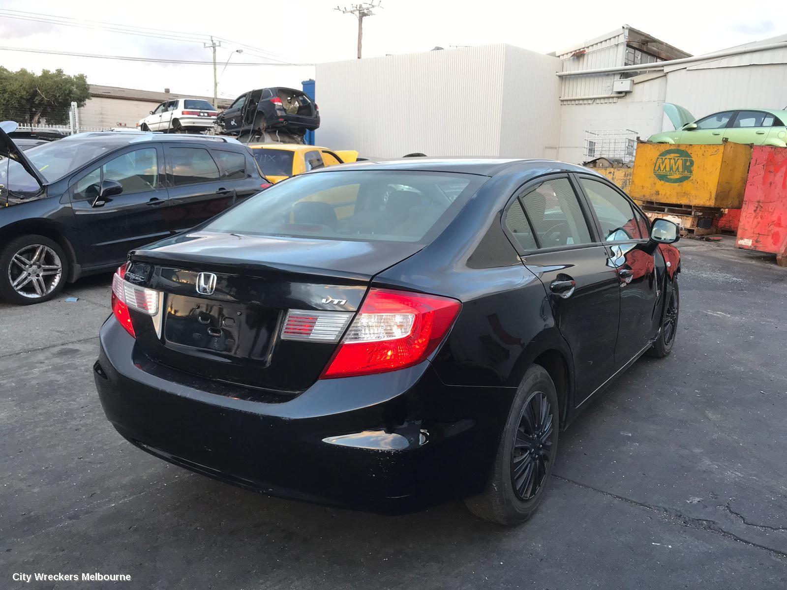 HONDA CIVIC 2013 Owners Handbook