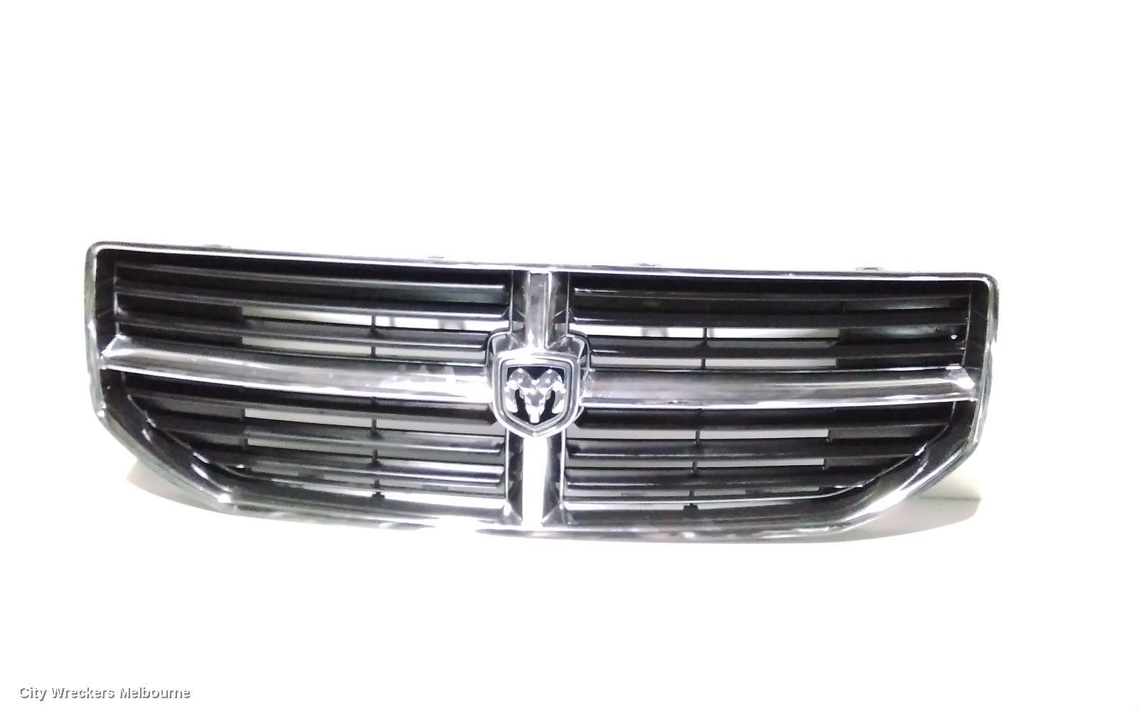 DODGE CALIBER 2010 Grille