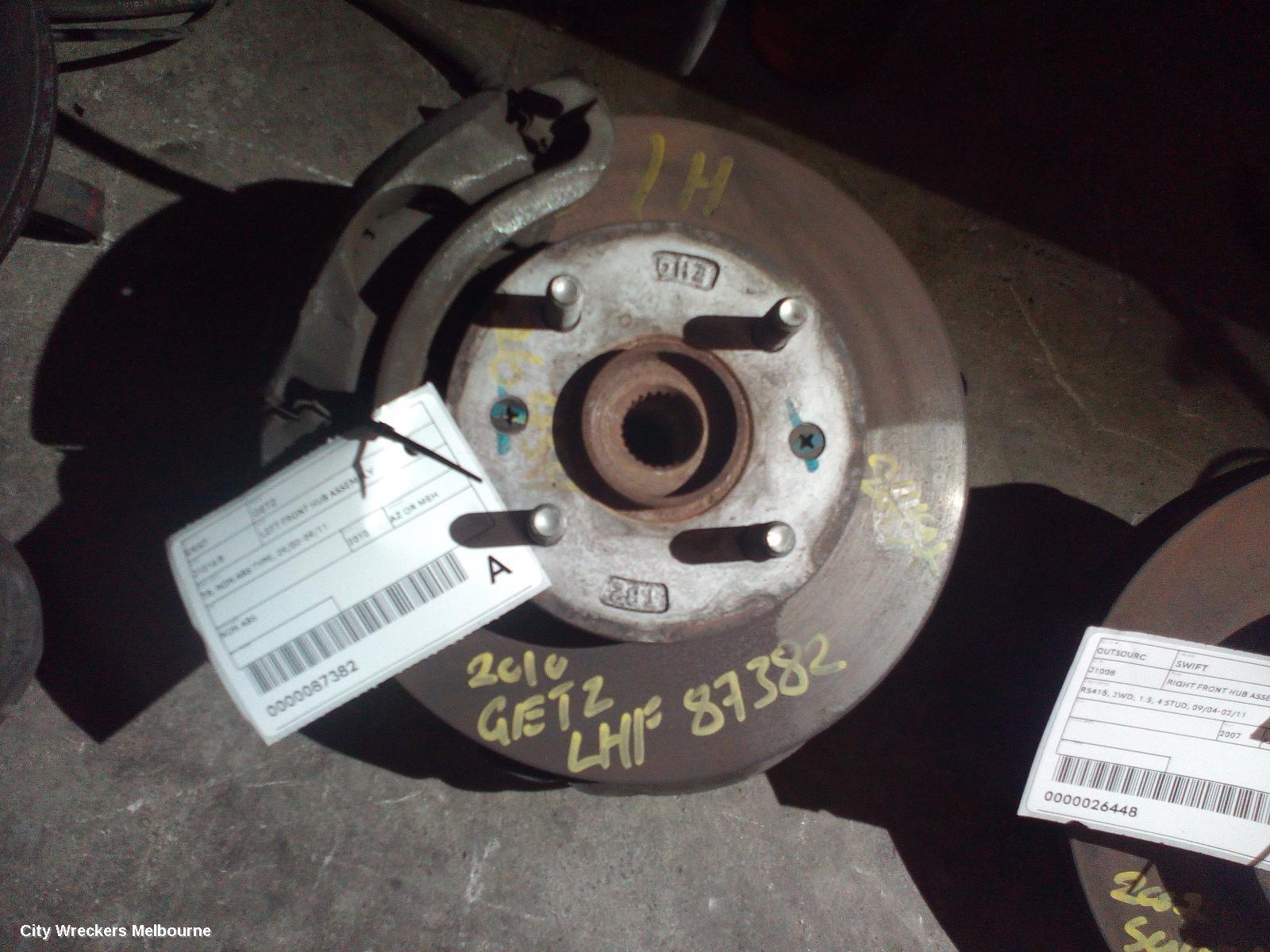 HYUNDAI GETZ 2010 Left Front Hub Assembly