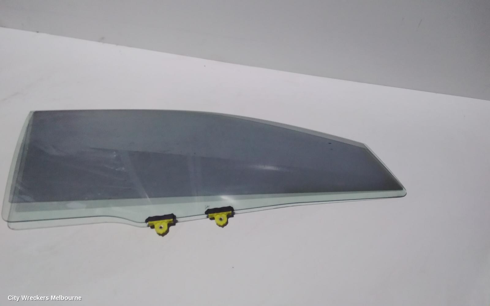 MITSUBISHI LANCER 2005 Right Front Door Window