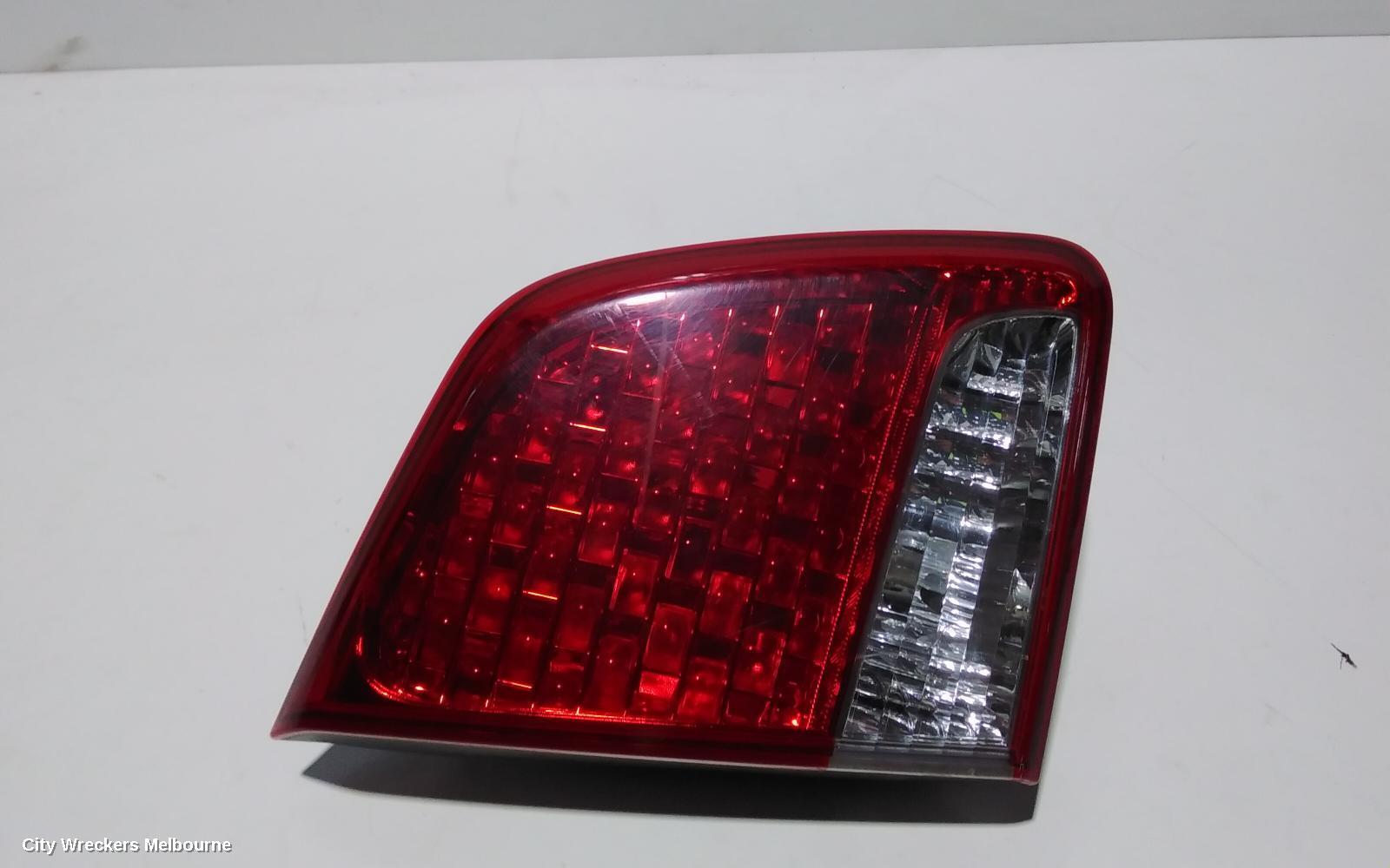 KIA SORENTO 2012 Rear Garnish