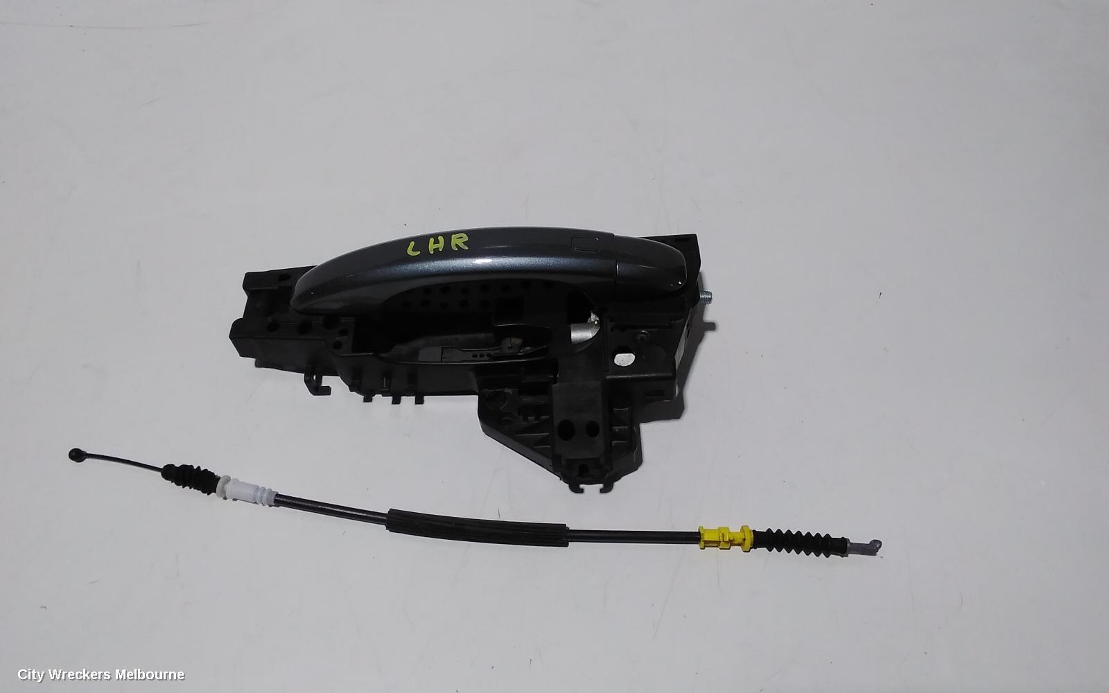 AUDI Q3 2014 Door Handle