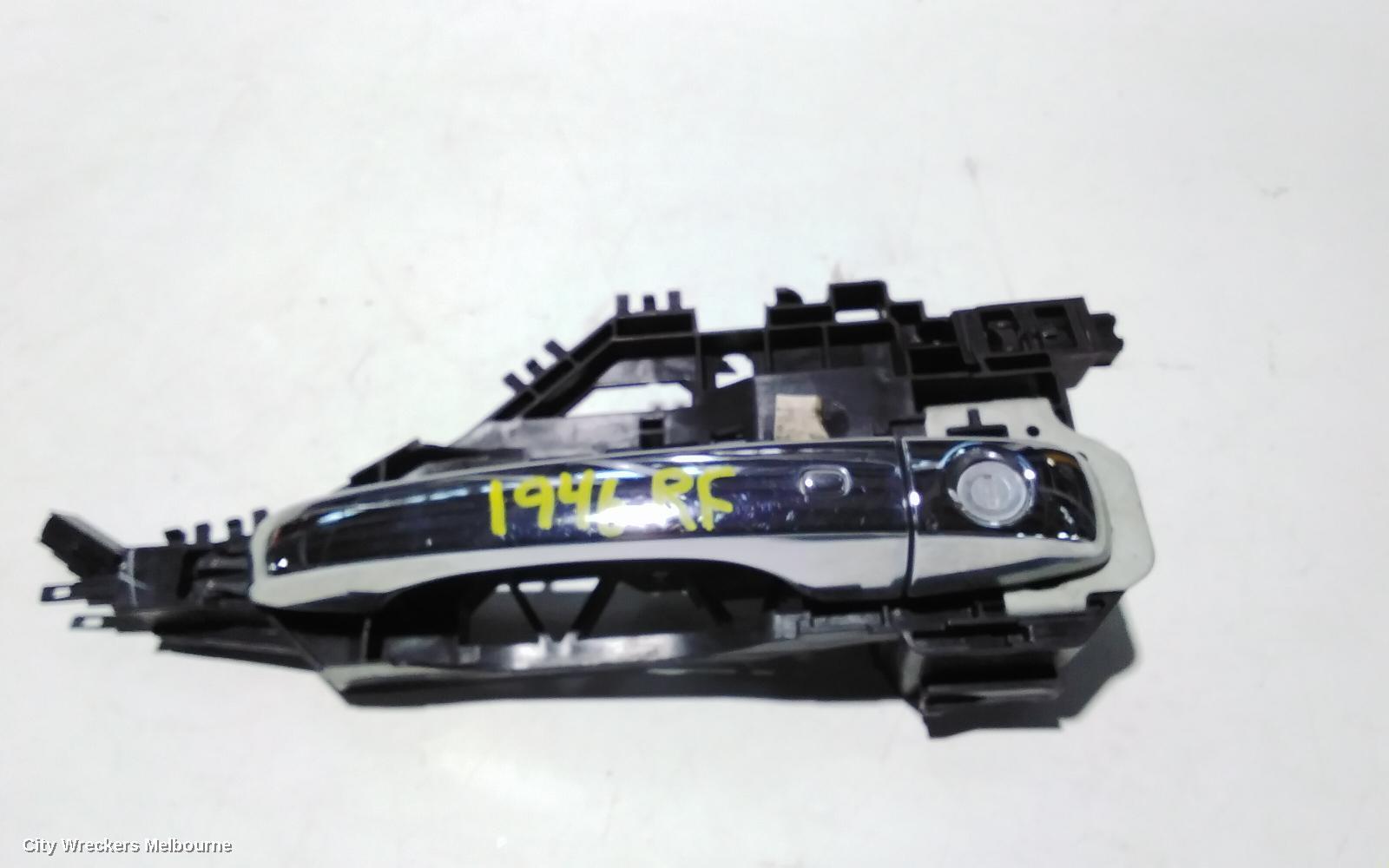 CHRYSLER 300C 2013 Door Handle