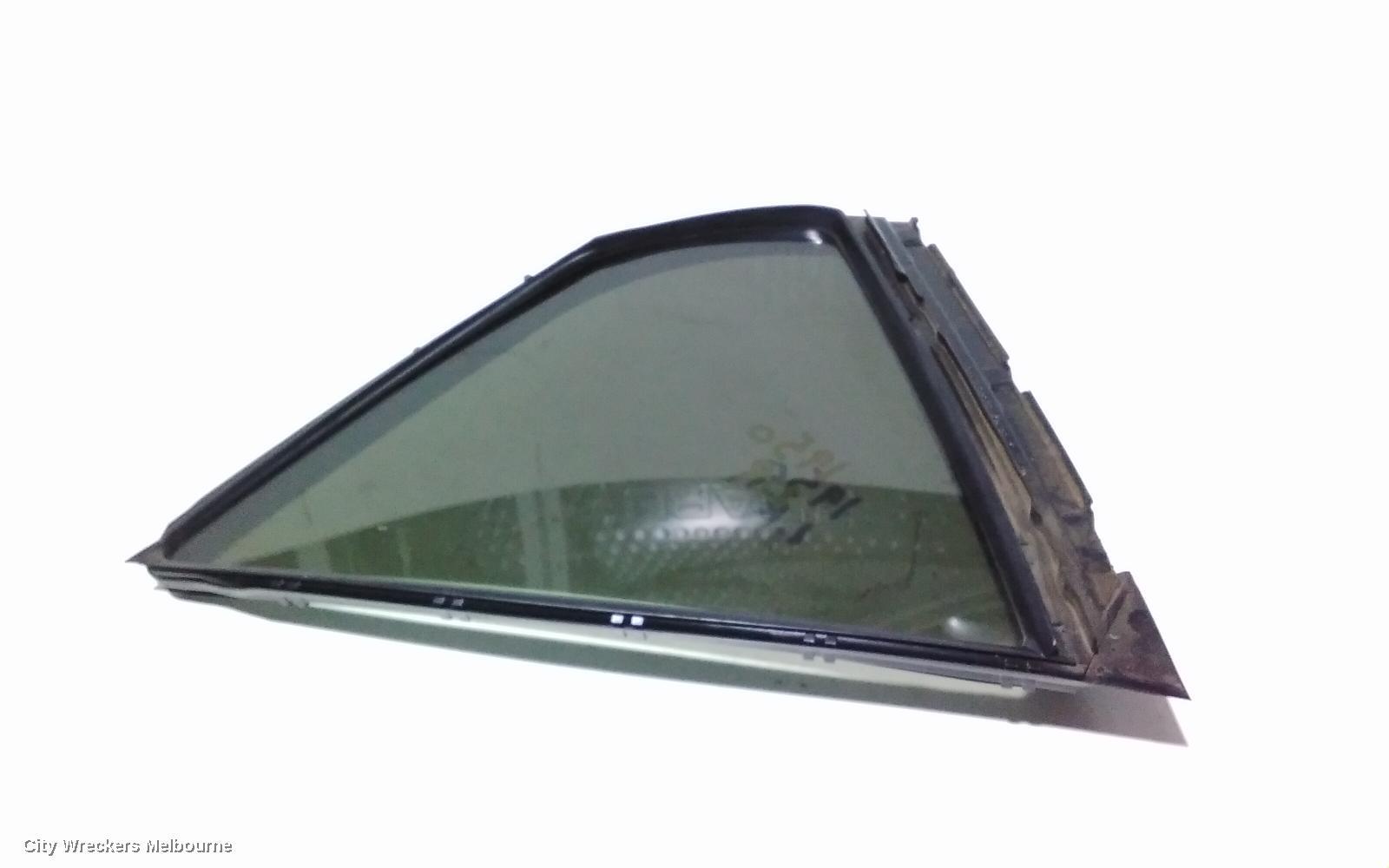TOYOTA CAMRY 2019 Left Rear 1/4 Door Glass