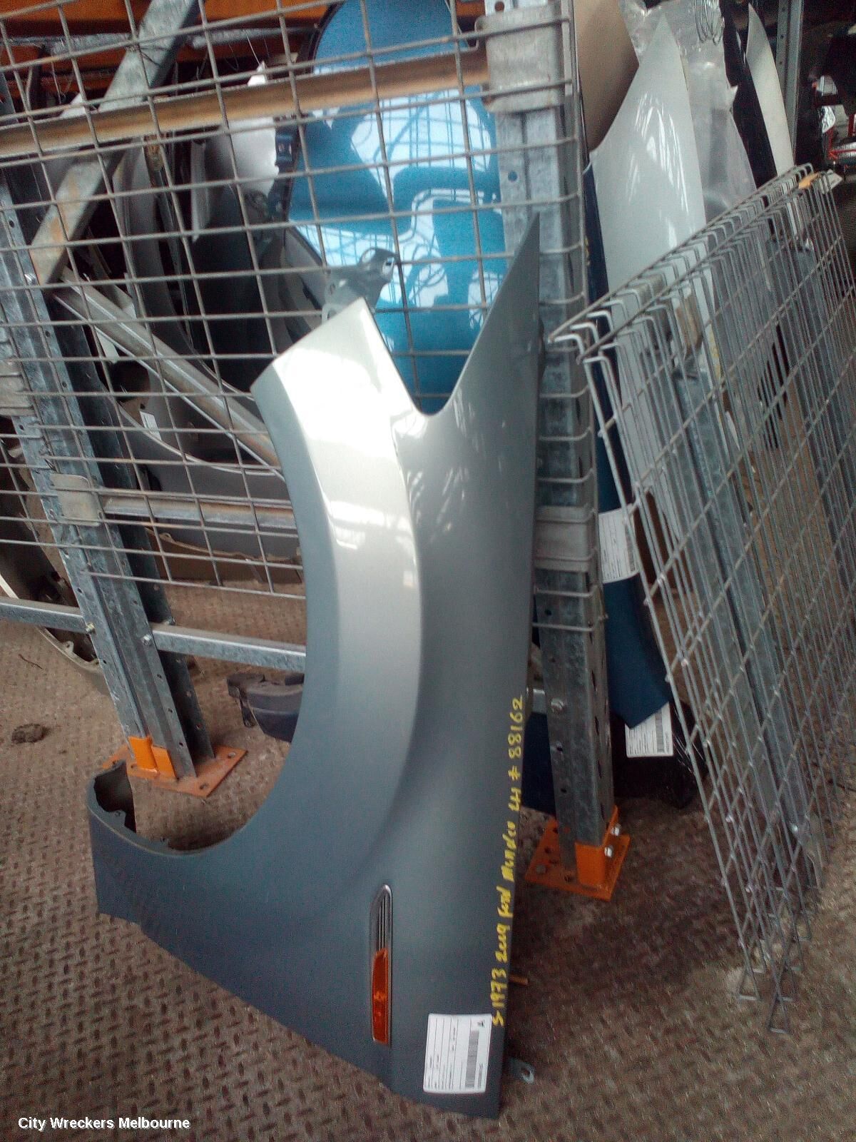 FORD MONDEO 2009 Left Guard