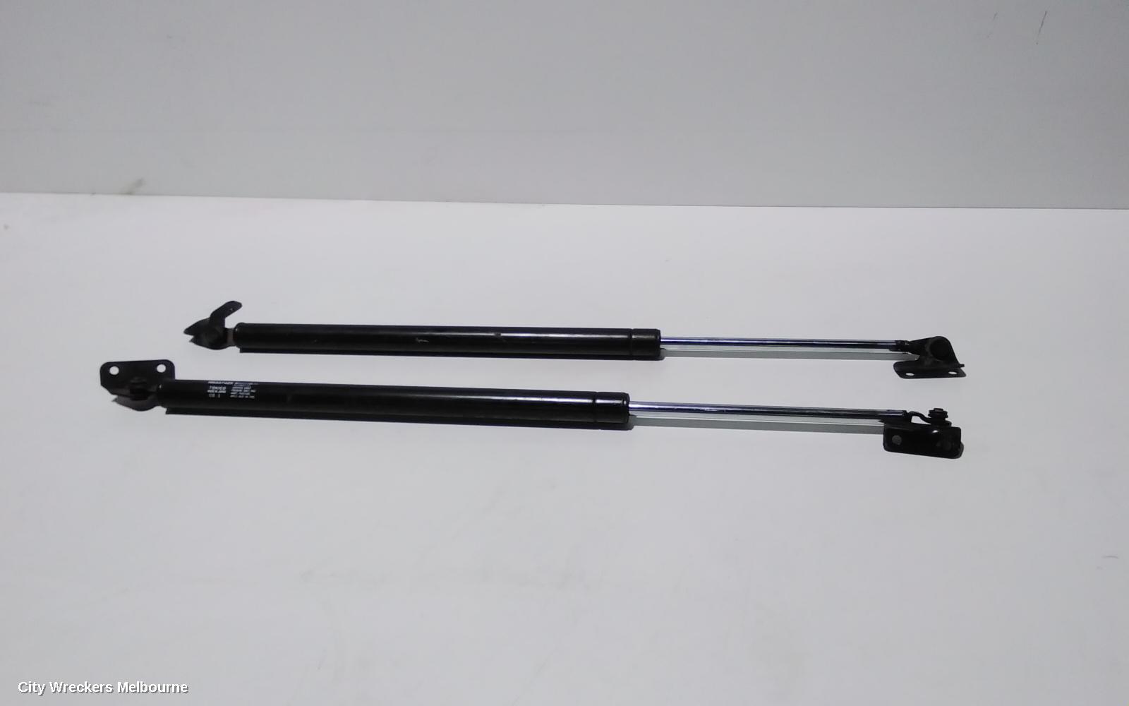 MITSUBISHI L300 2005 Hatch Strut