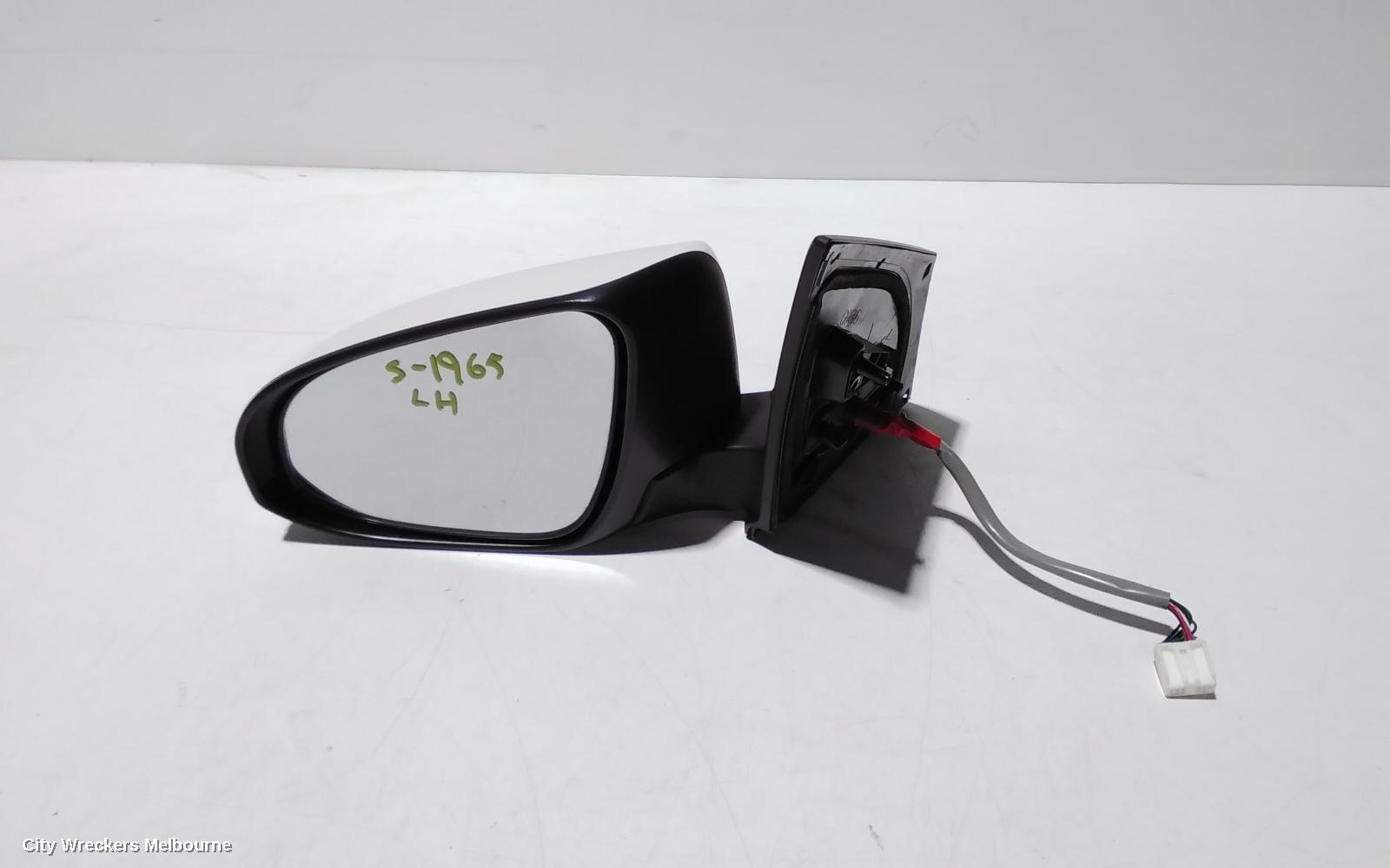TOYOTA COROLLA 2014 Left Door Mirror