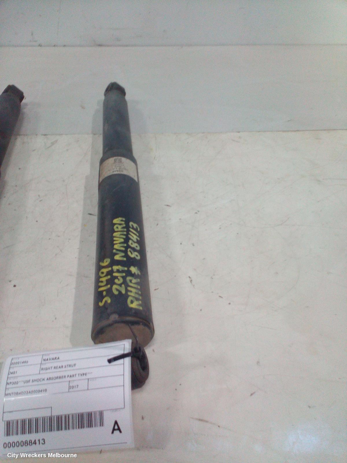 NISSAN NAVARA 2017 Right Rear Strut