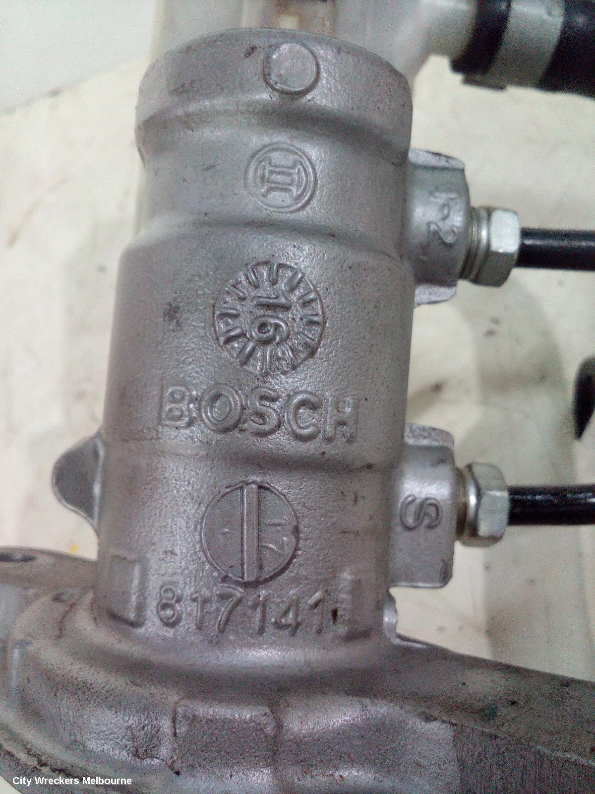NISSAN NAVARA 2017 Master Cylinder