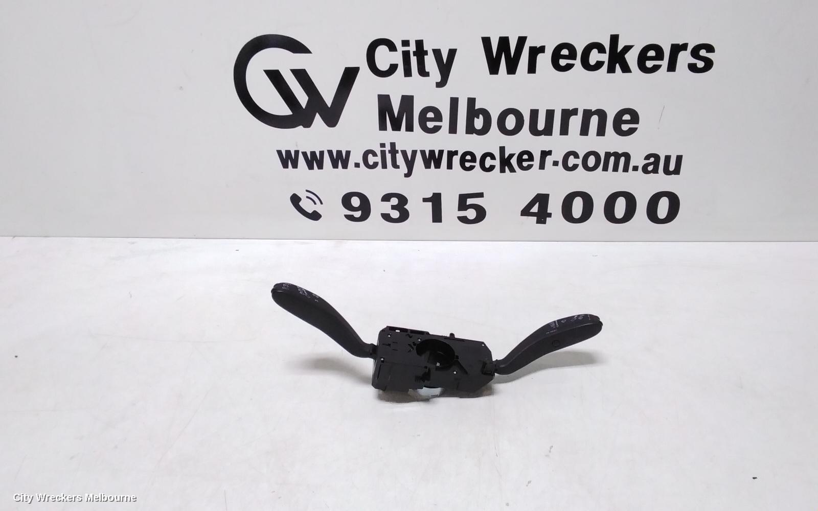 VOLKSWAGEN AMAROK 2014 Combination Switch