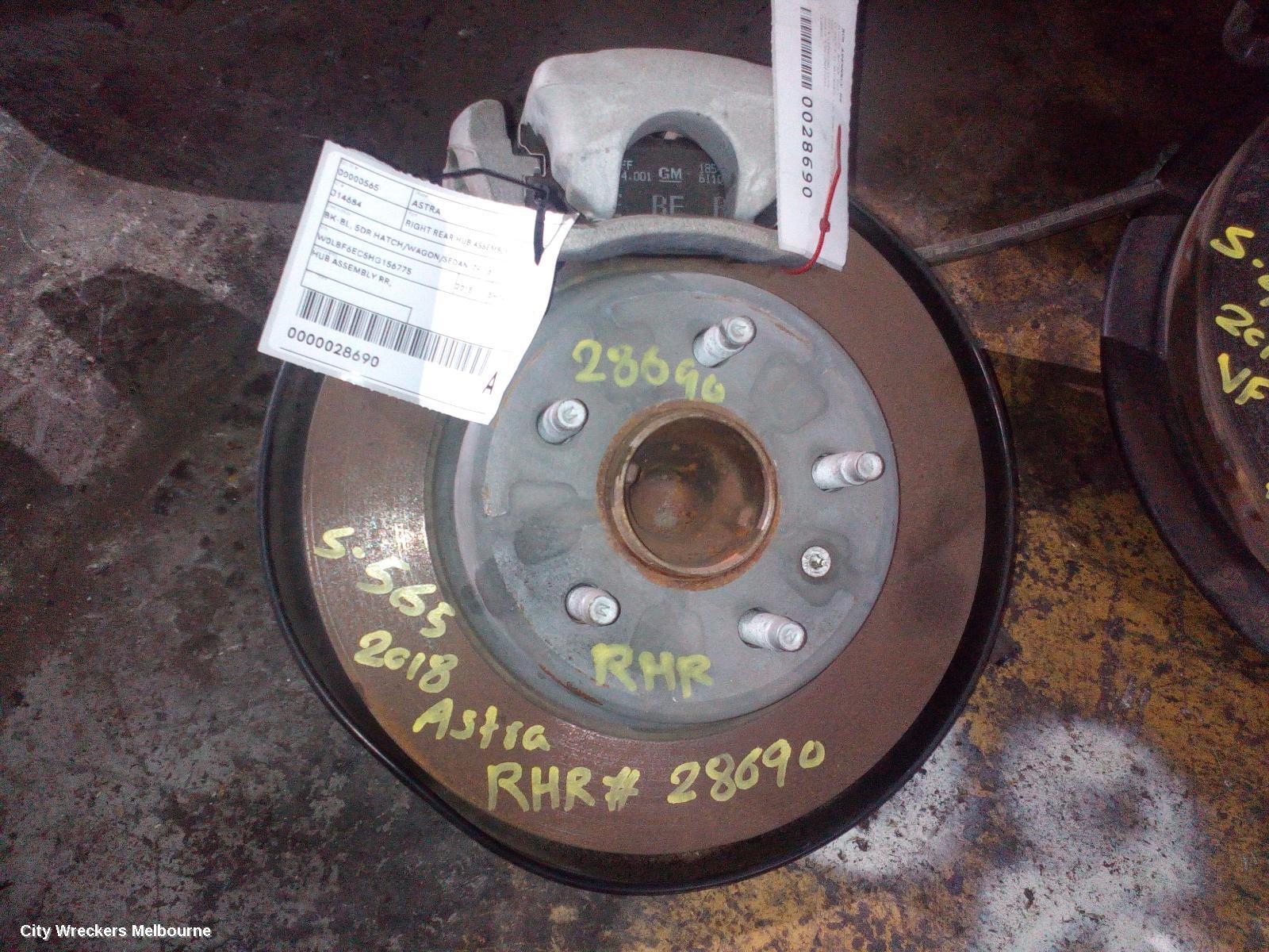 HOLDEN ASTRA 2018 Right Rear Hub Assembly