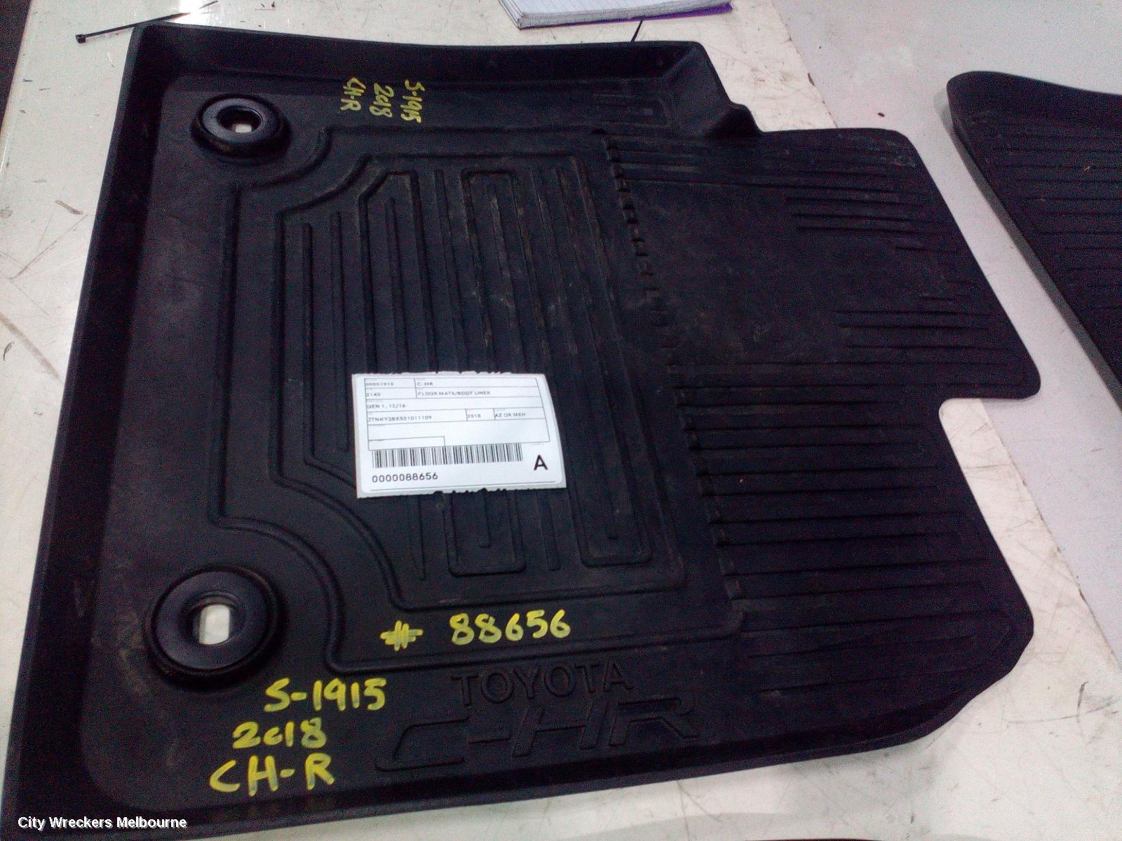 TOYOTA C-HR 2018 Floor Mats
