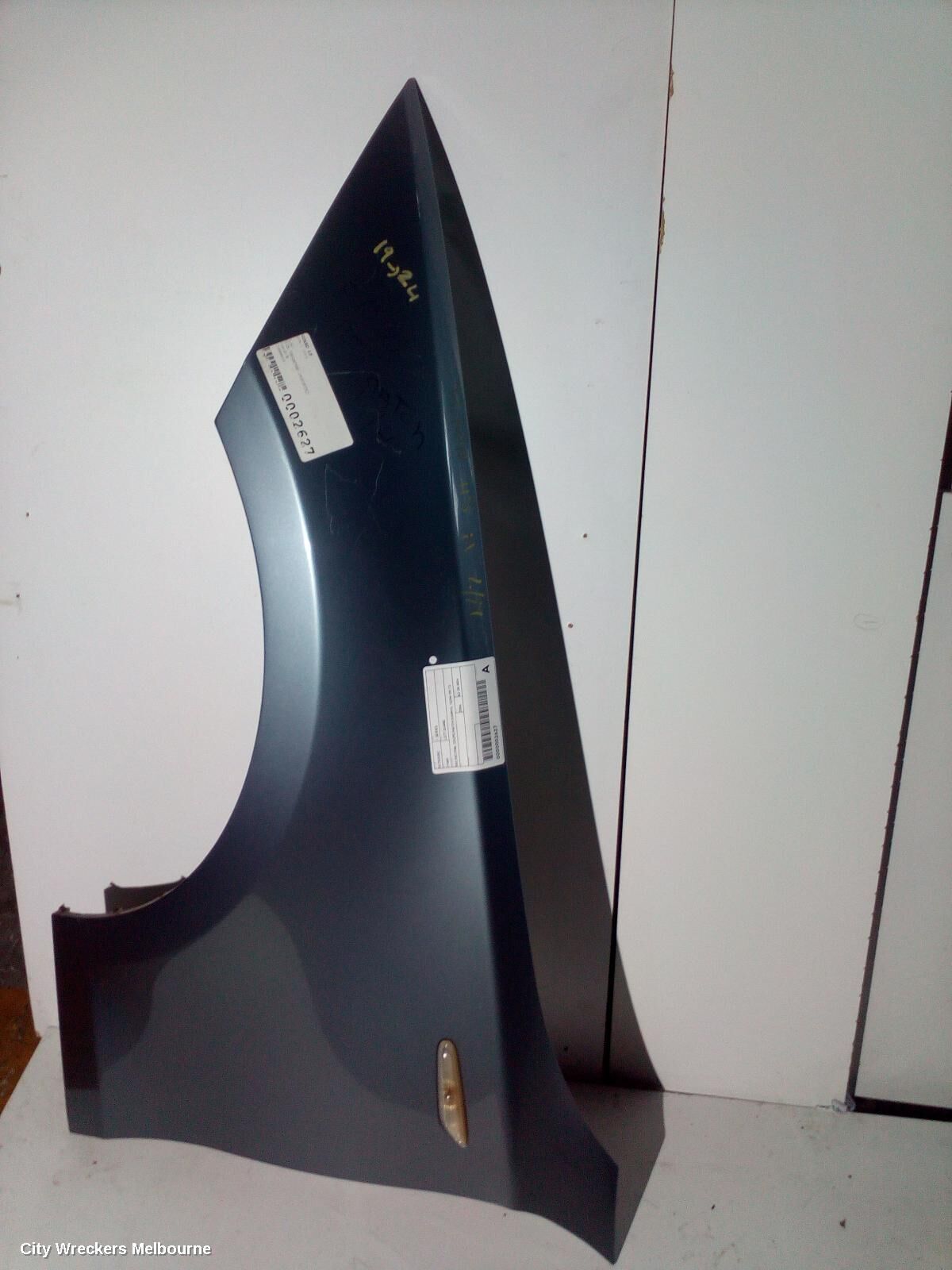 BMW 1 SERIES 2006 Left Guard