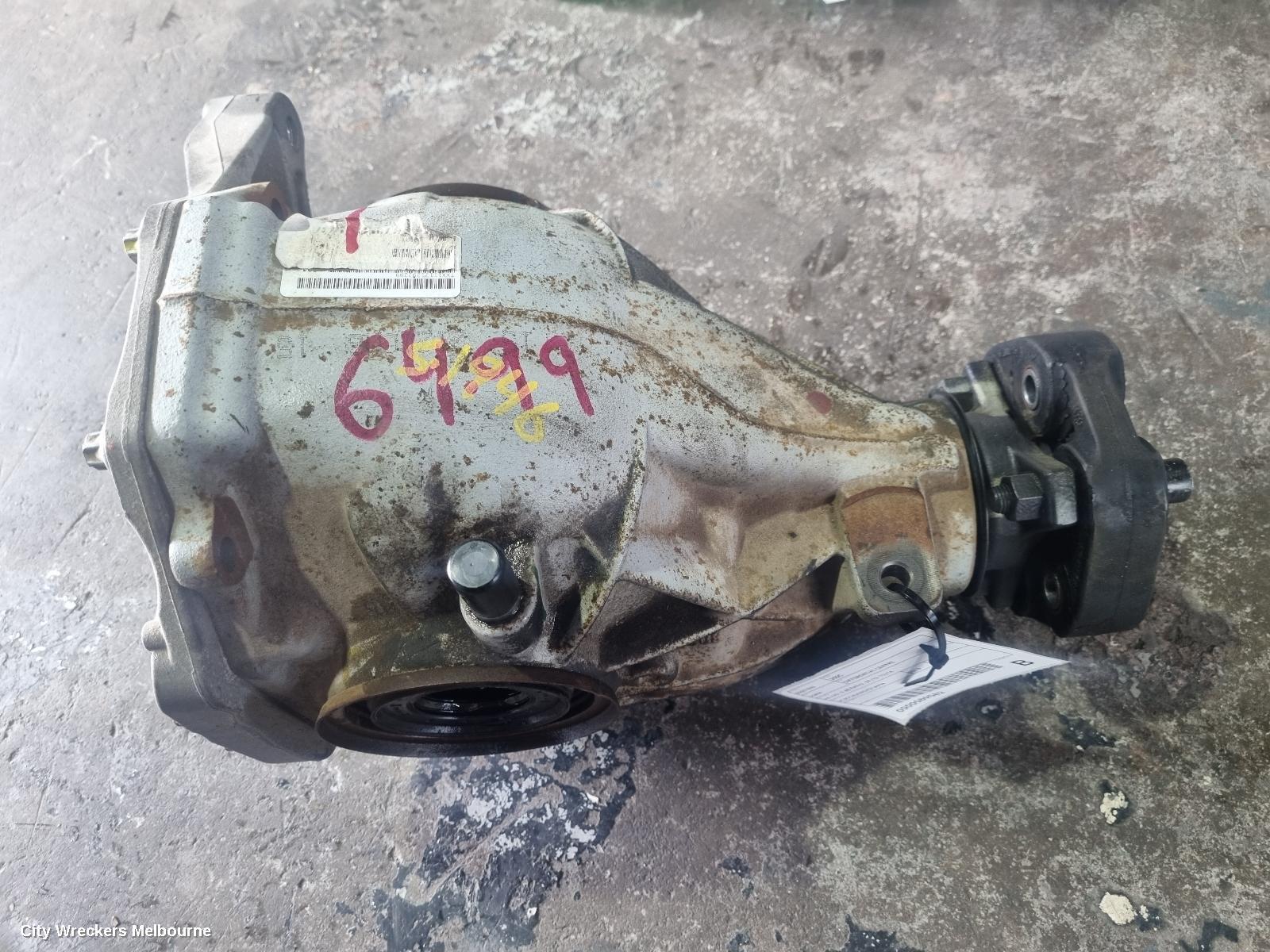 CHRYSLER 300C 2013 Differential Centre