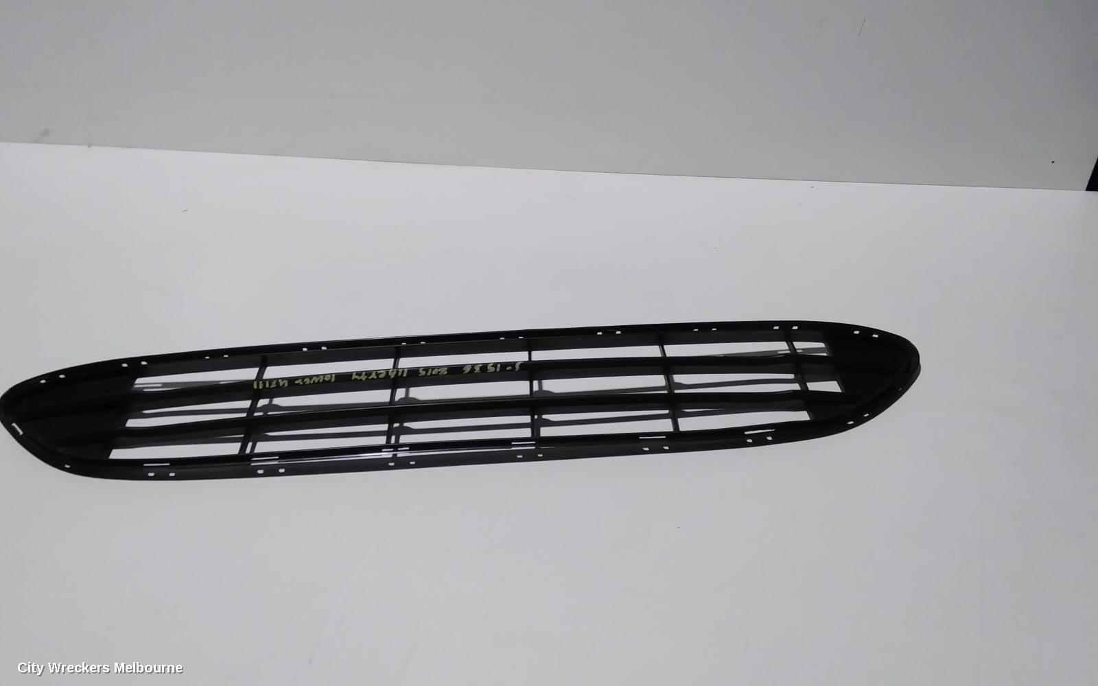 SUBARU LIBERTY 2015 Grille
