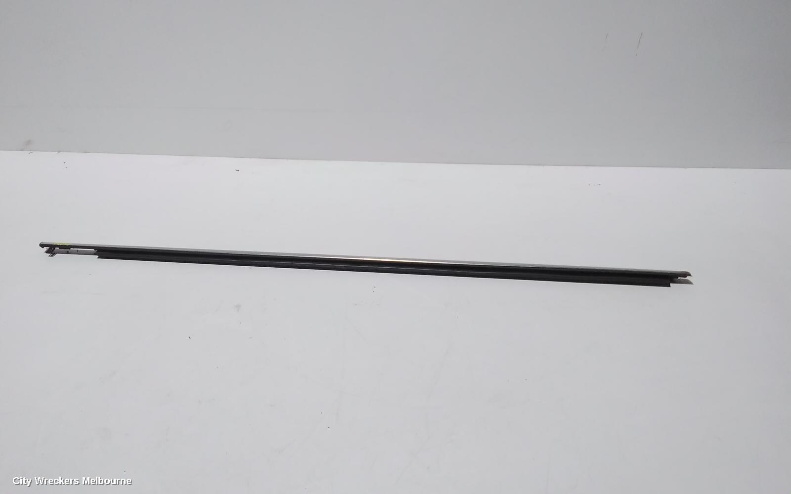 TOYOTA RAV4 2017 Body/Door Mould