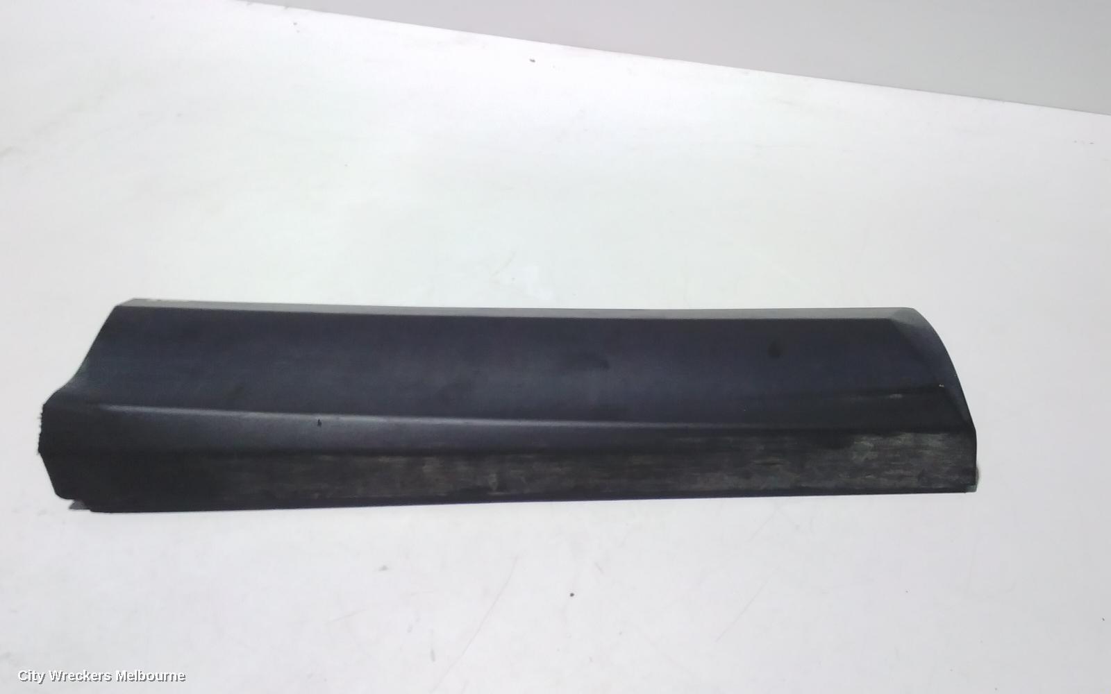 TOYOTA RAV4 2017 Body/Door Mould