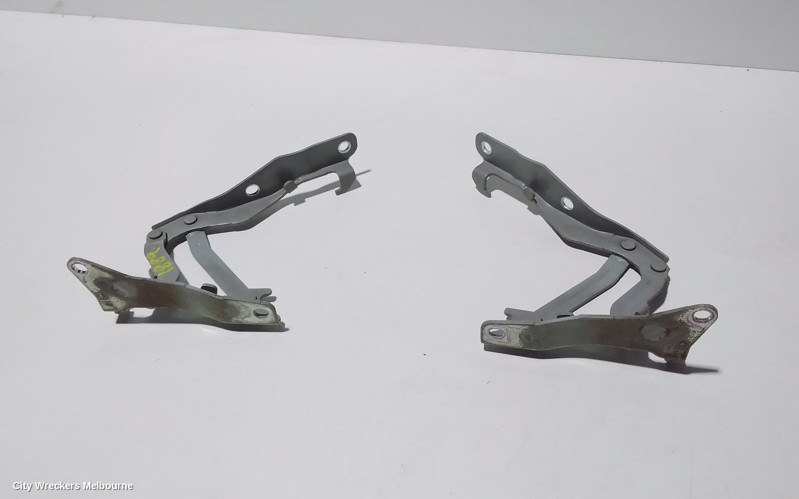 HYUNDAI VELOSTER 2014 Bonnet Hinge/Strut