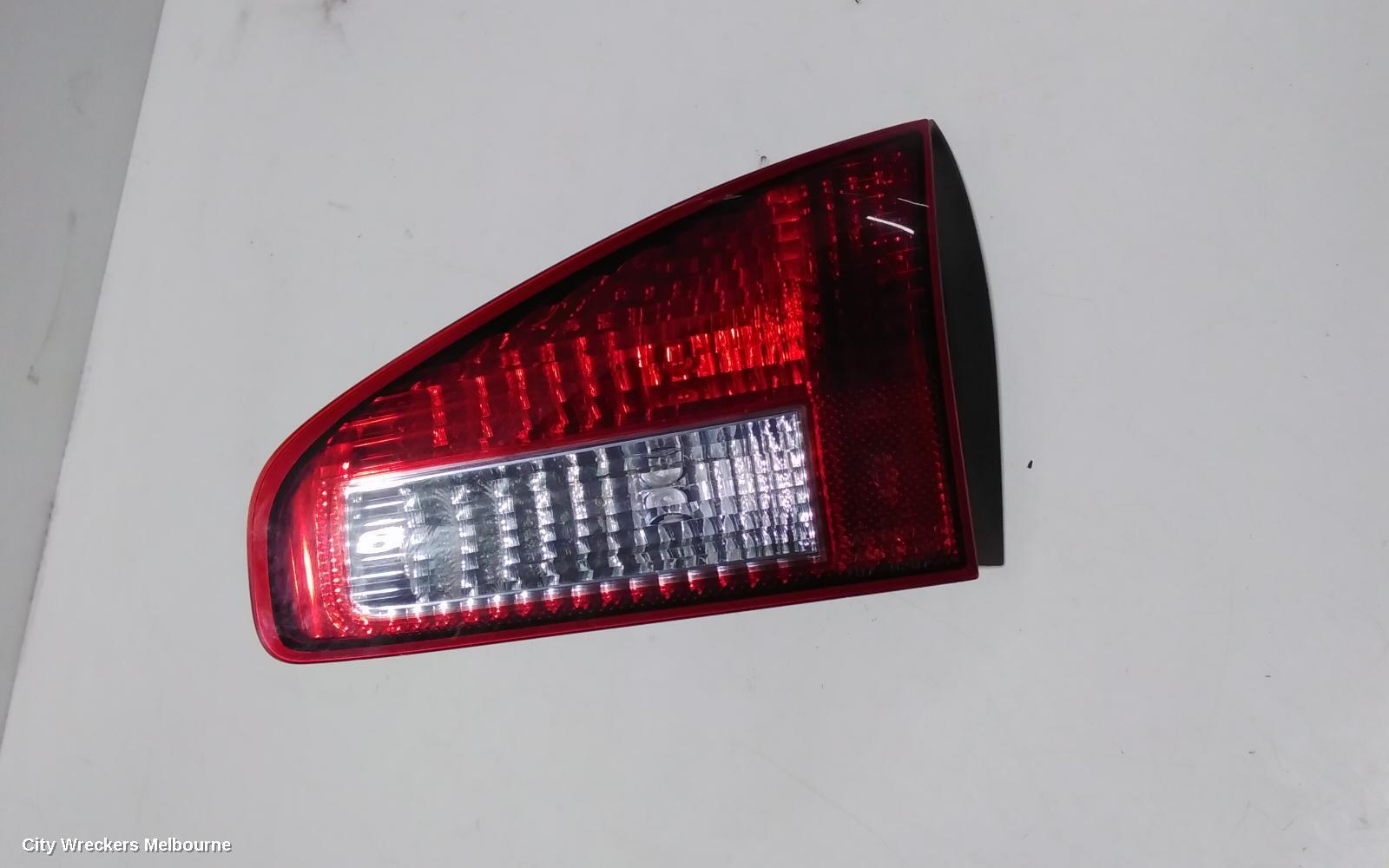 SUBARU TRIBECA 2011 Rear Garnish