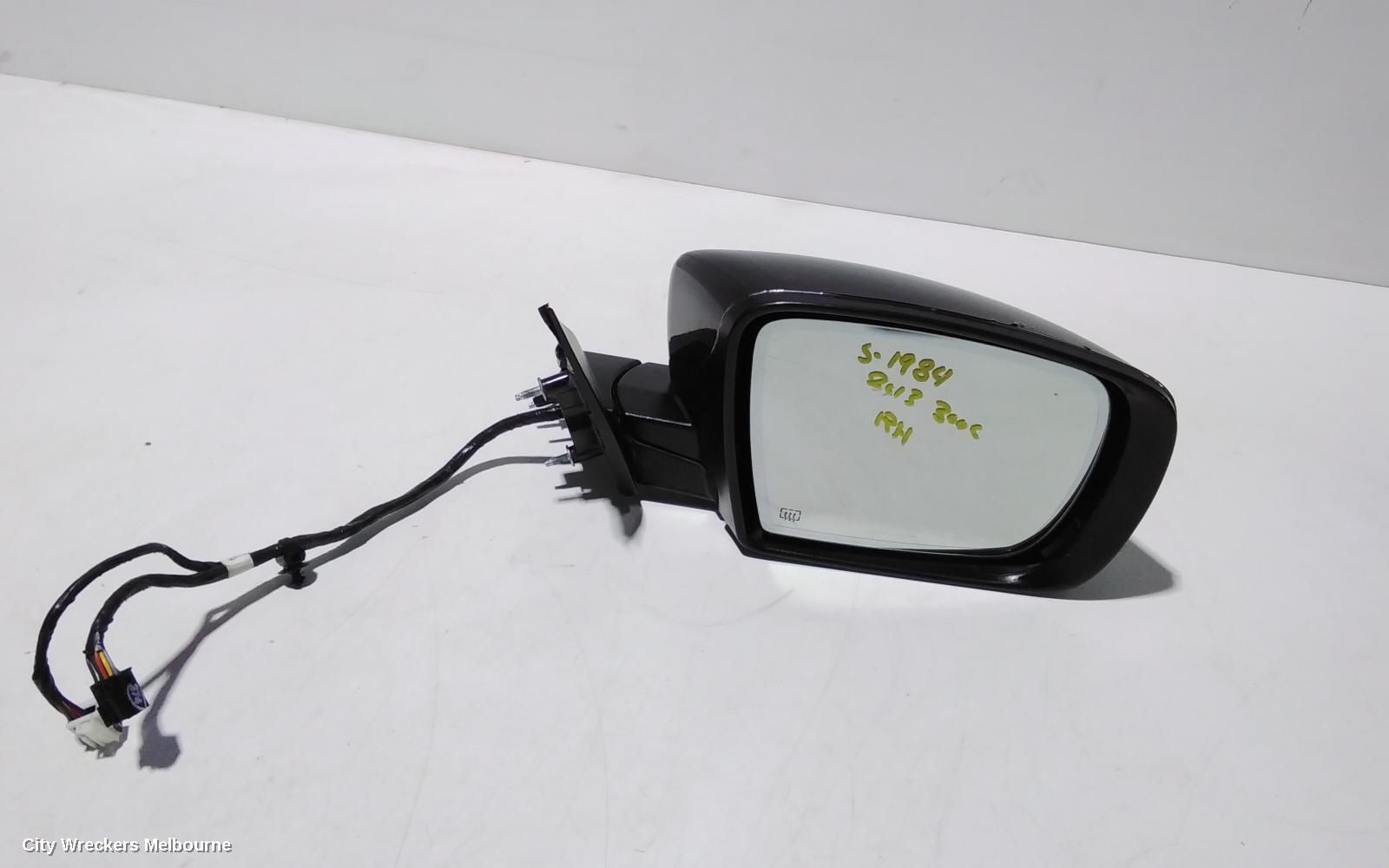CHRYSLER 300C 2013 Right Door Mirror