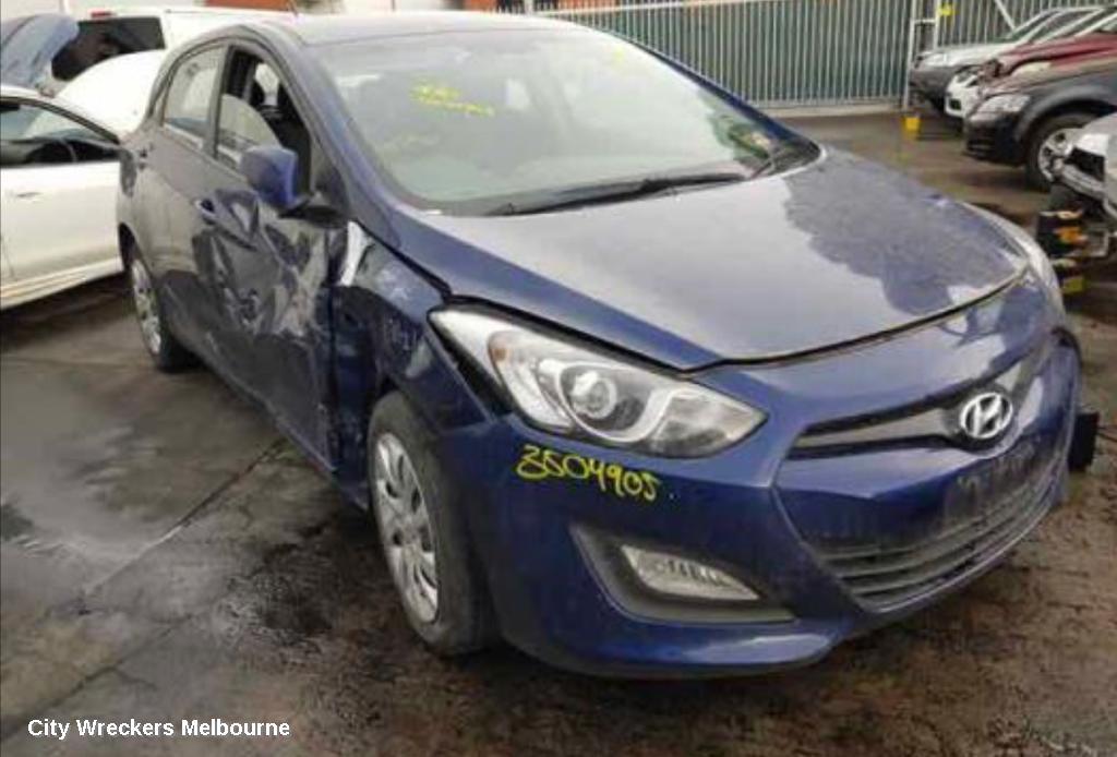 HYUNDAI I30 2012 Grille