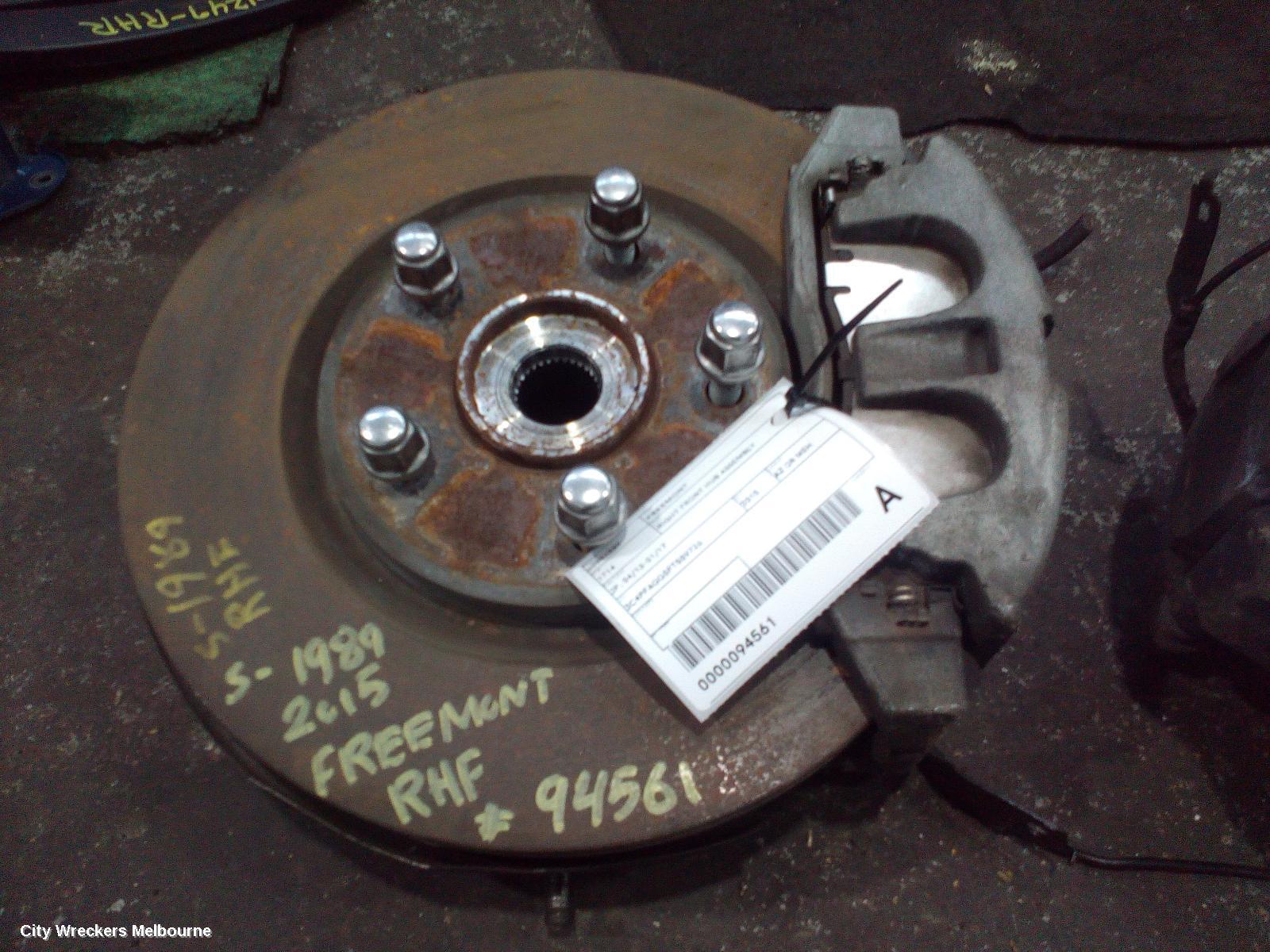 FIAT FREEMONT 2015 Right Front Hub Assembly