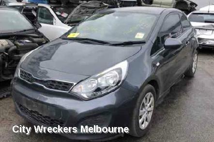 KIA RIO 2014 Washer Bottle