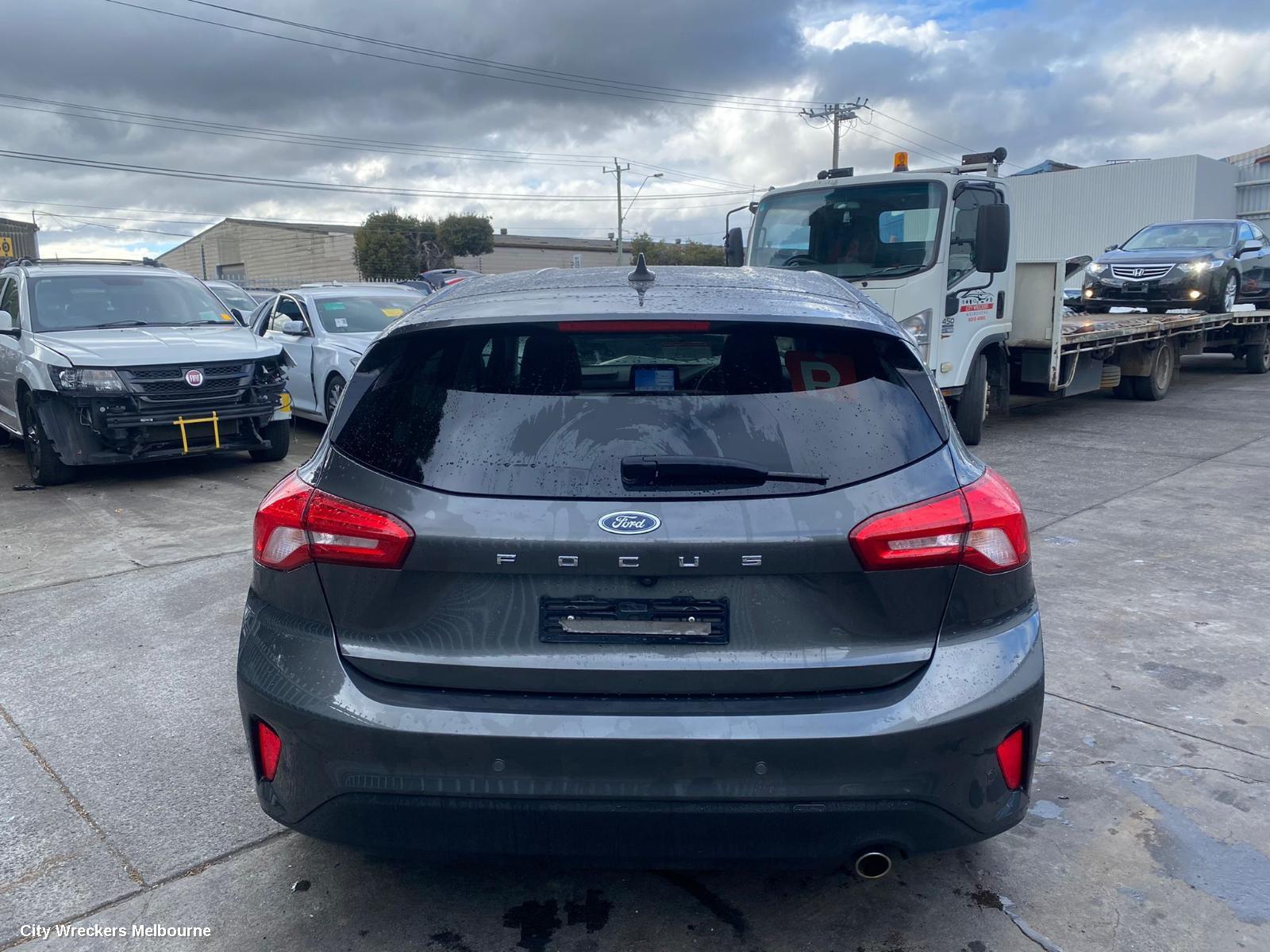 FORD FOCUS 2019 Right Front Door Window