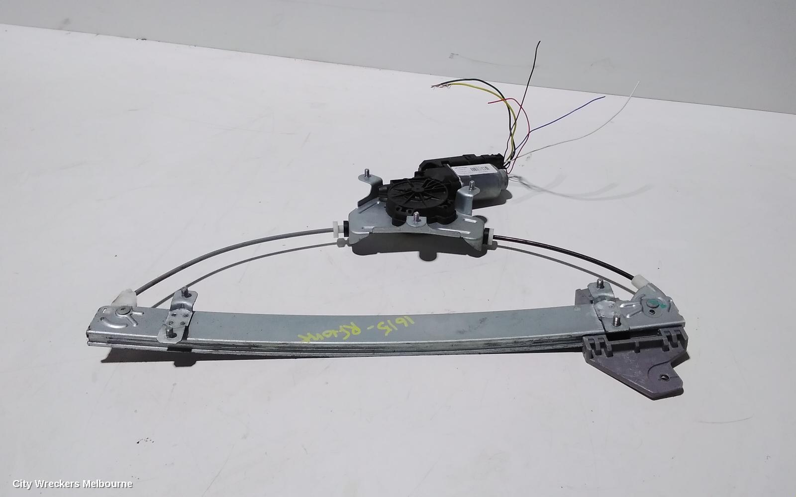 HYUNDAI ACCENT 2017 Right Front Window Reg/Motor