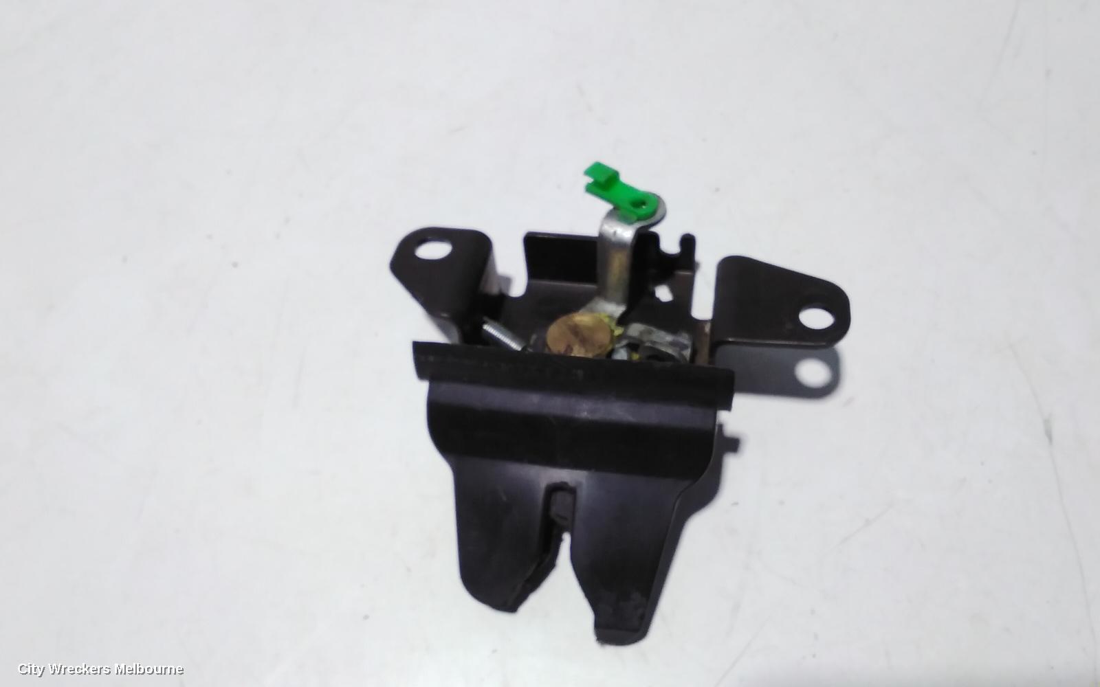 TOYOTA CAMRY 2001 Door/Boot/Gate Lock