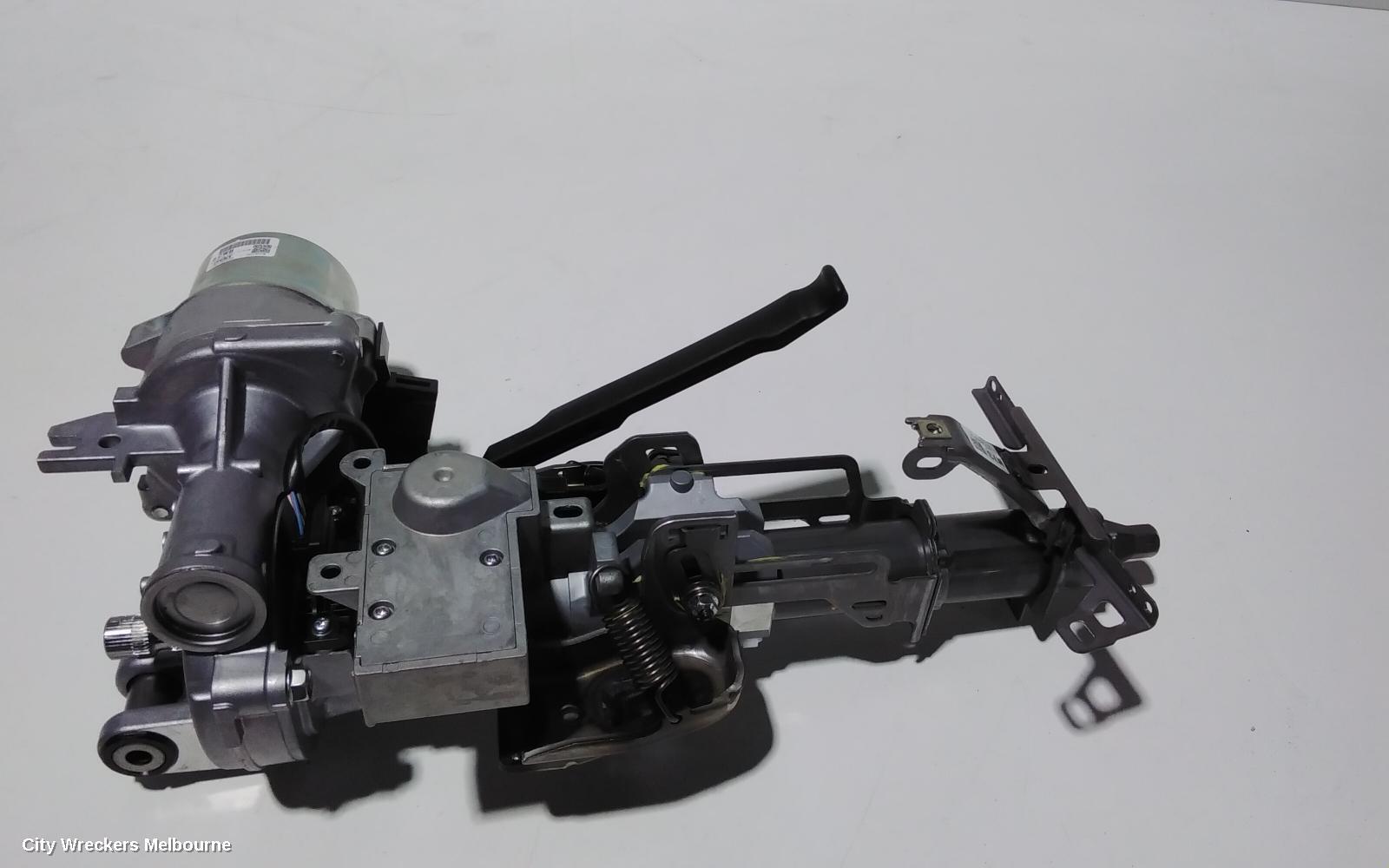 MAZDA 3 2021 Column