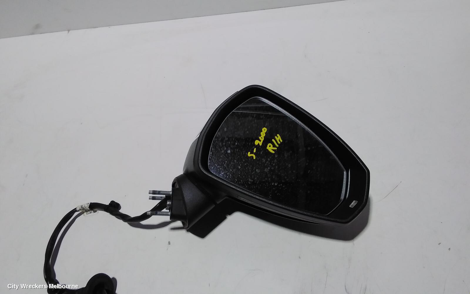 AUDI A3 2019 Right Door Mirror