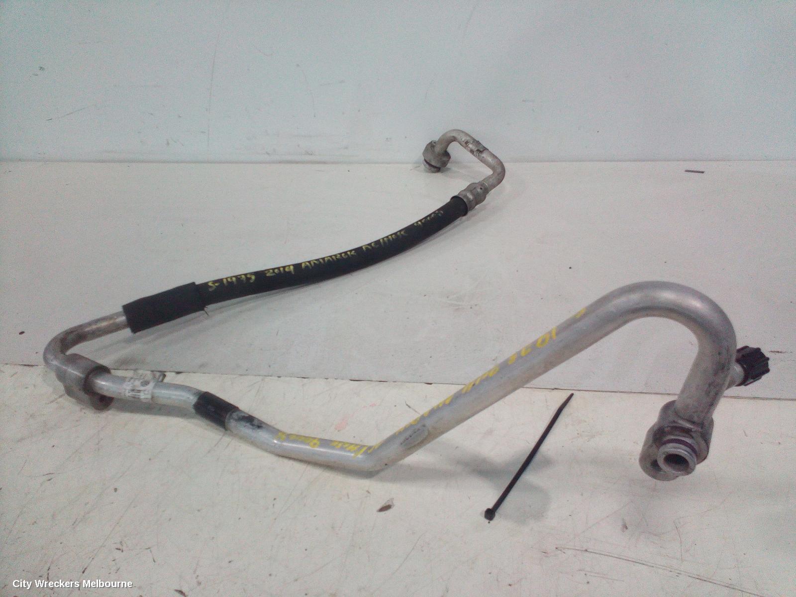 VOLKSWAGEN AMAROK 2014 A/C Hoses