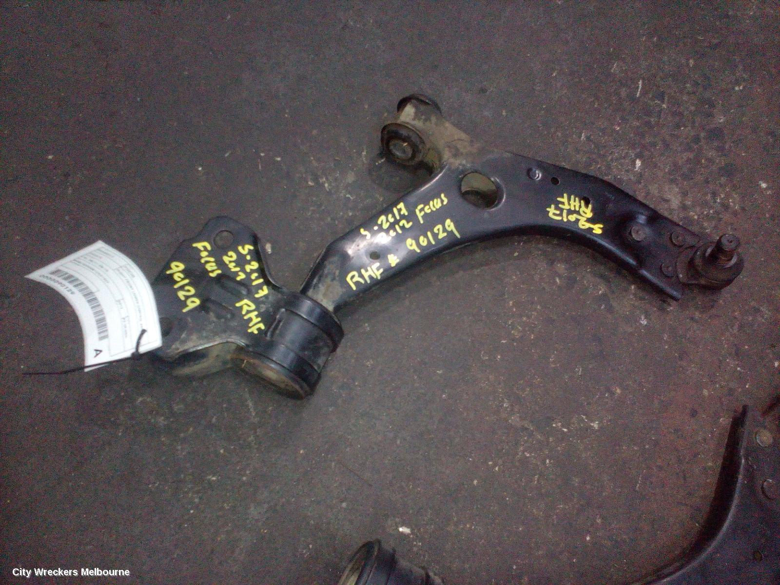 FORD FOCUS 2012 Right Front Lower Control Arm