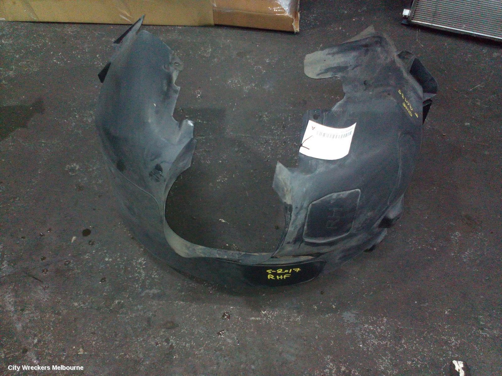 FORD FOCUS 2012 Right Guard Liner