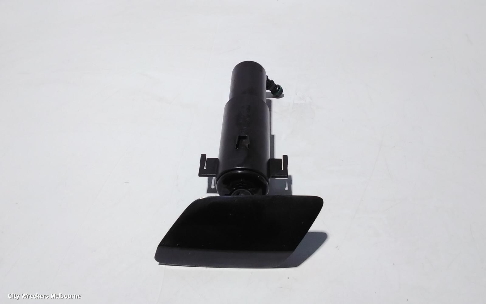 BMW 3 SERIES 2013 Washer Jet