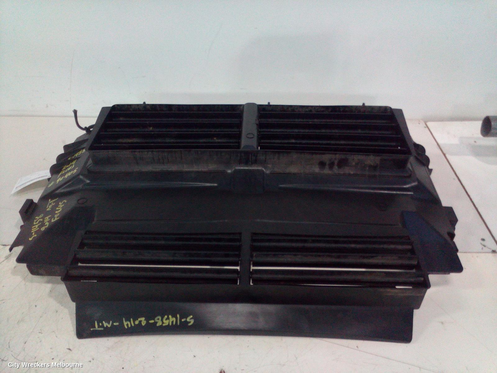 FORD FOCUS 2014 Fan Shroud