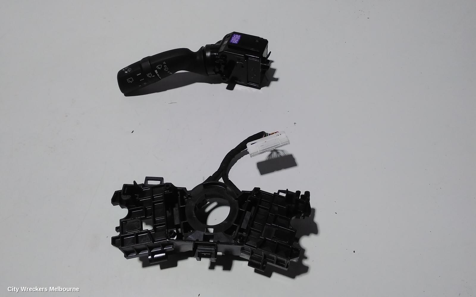 TOYOTA COROLLA 2019 Combination Switch
